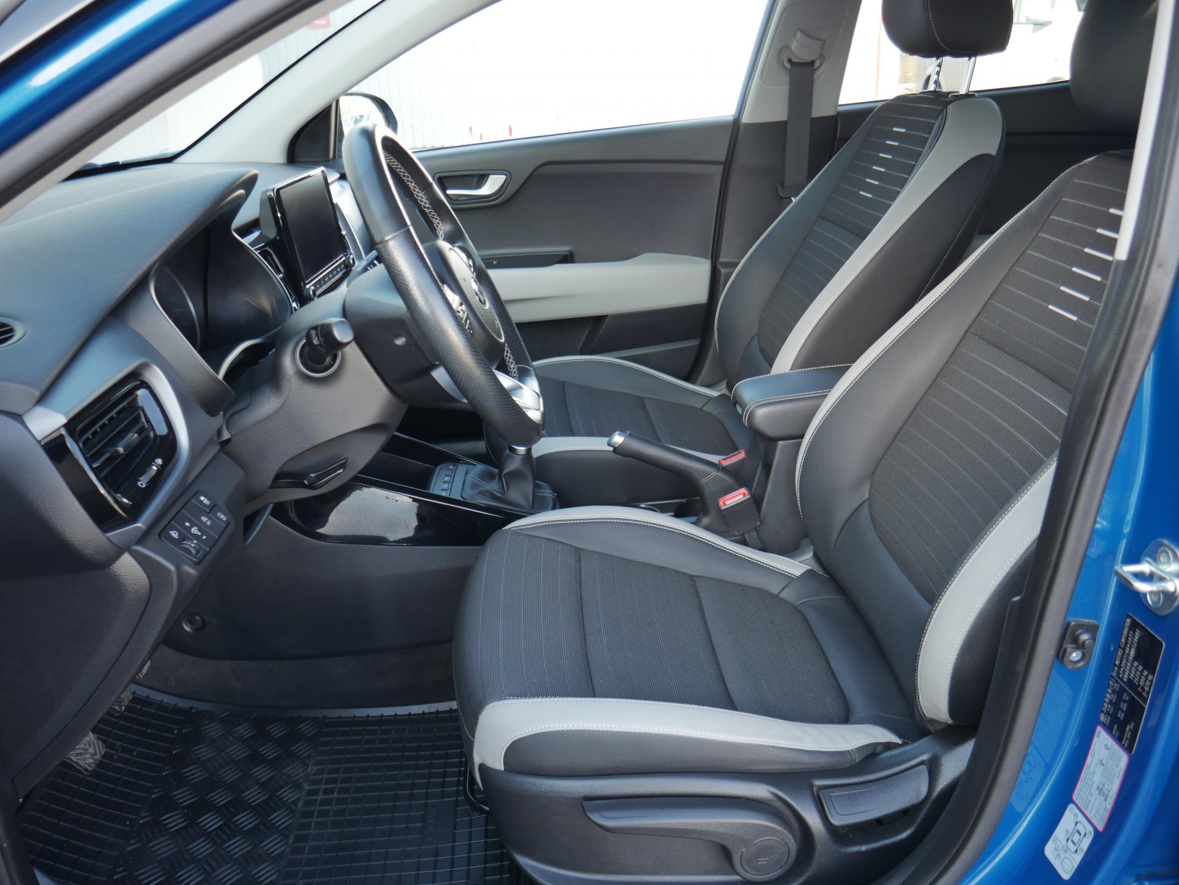 Kia Stonic, 2021 - pohled č. 9