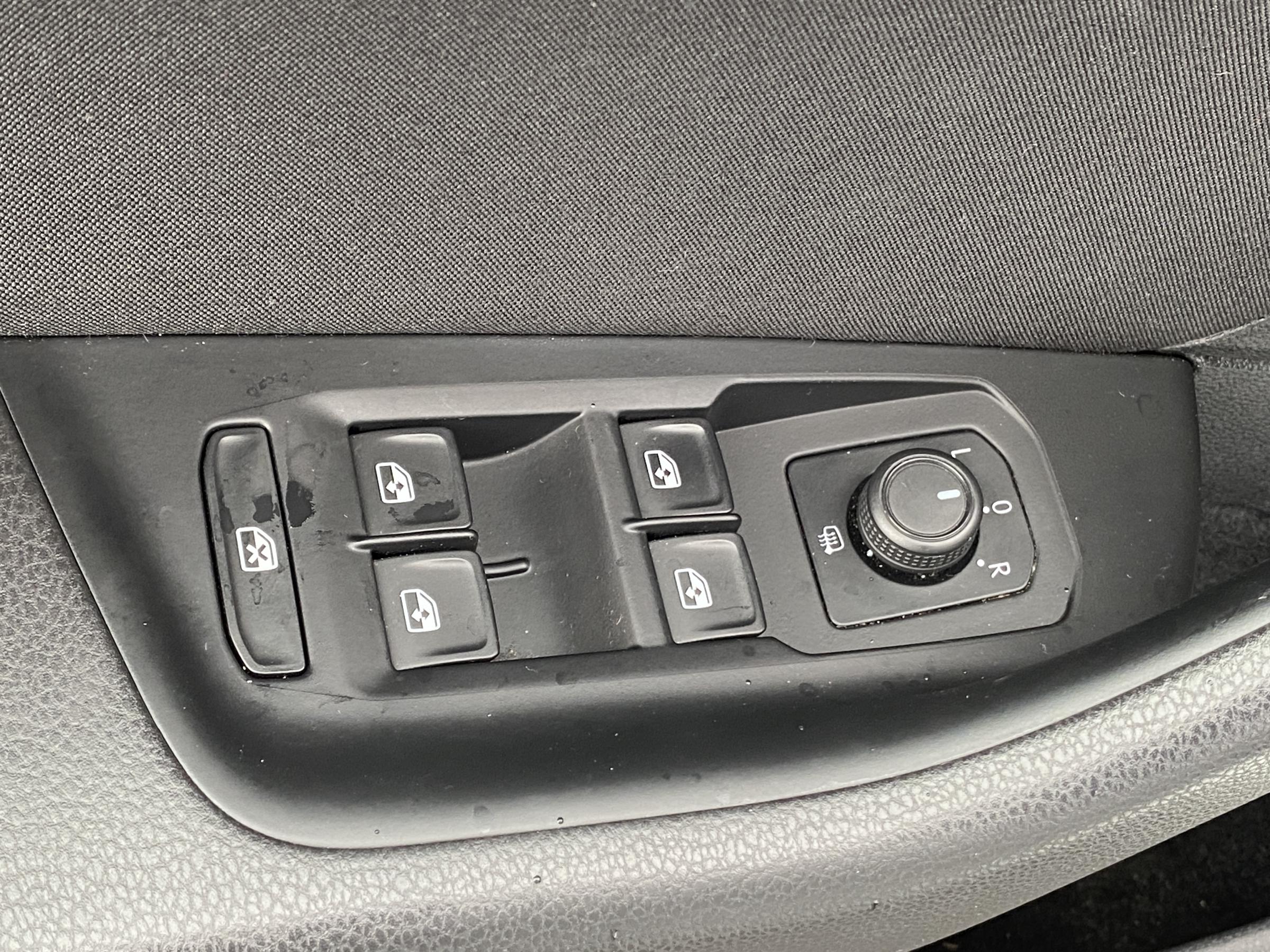 Volkswagen Passat, 2023 - pohled č. 12