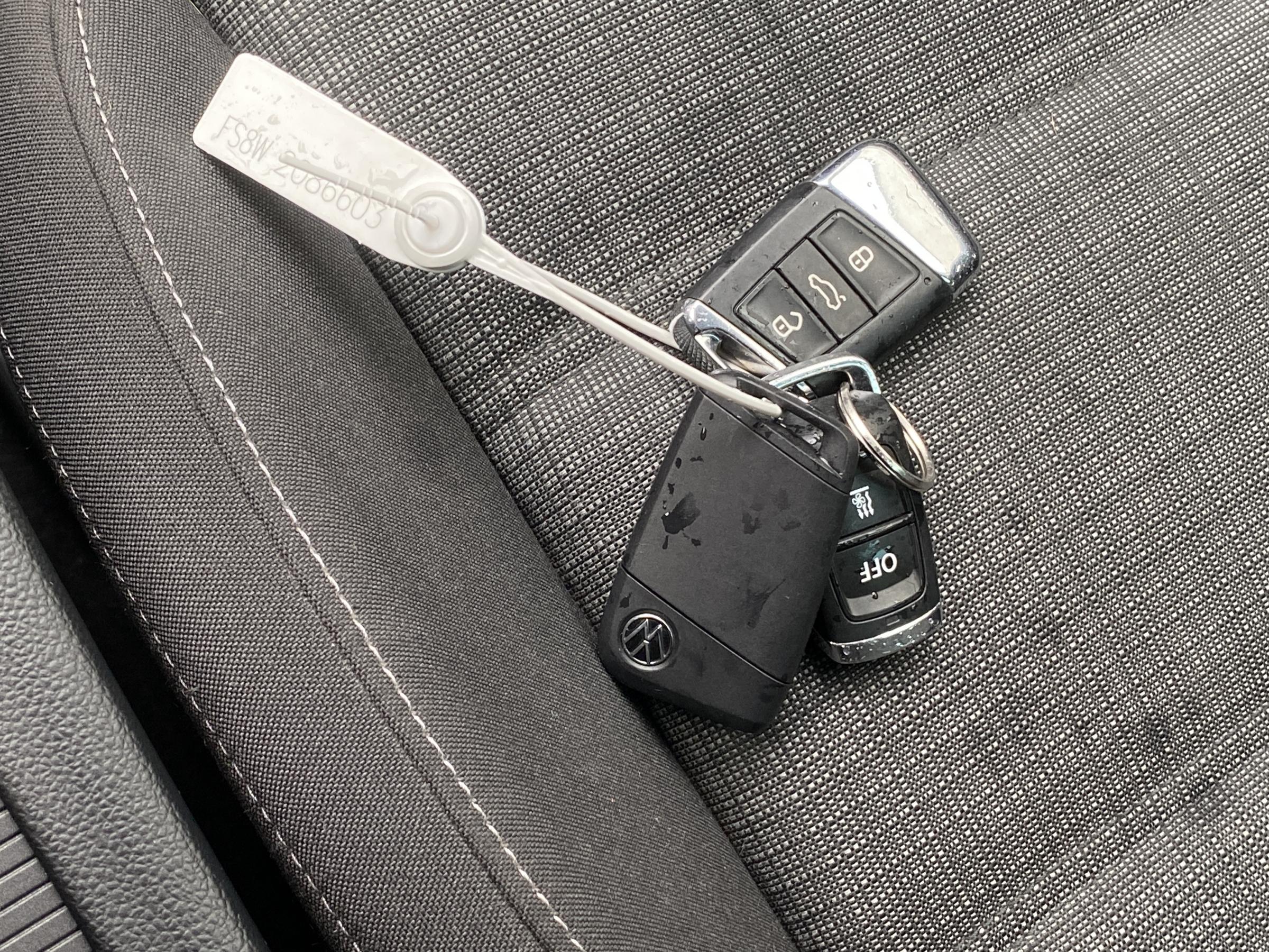 Volkswagen Passat, 2023 - pohled č. 20