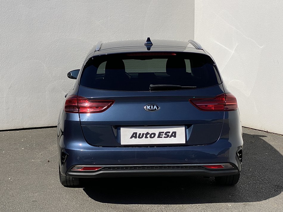 Kia Ceed 1.6 CRDi Exclusive