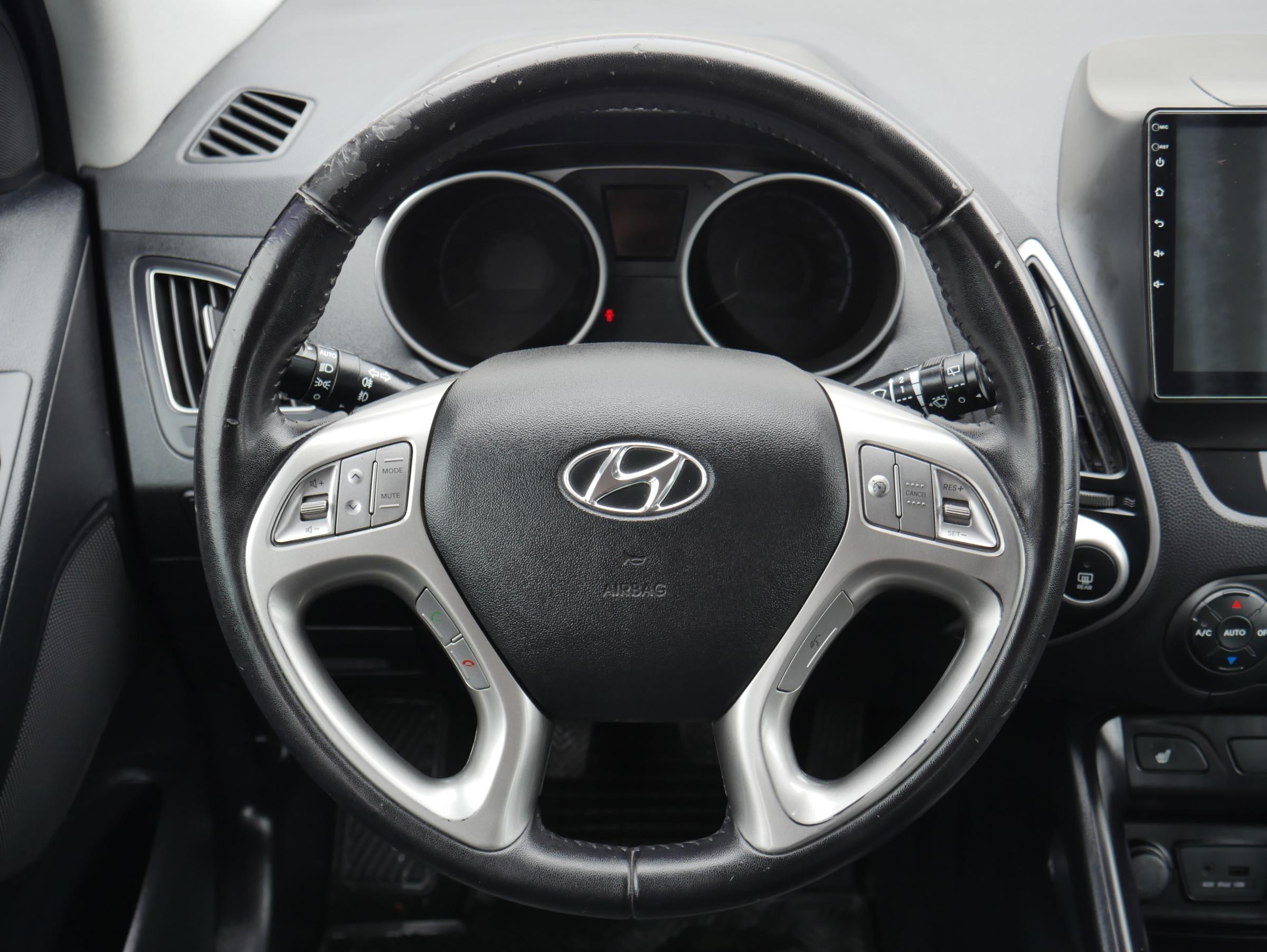 Hyundai ix35, 2012 - pohled č. 11
