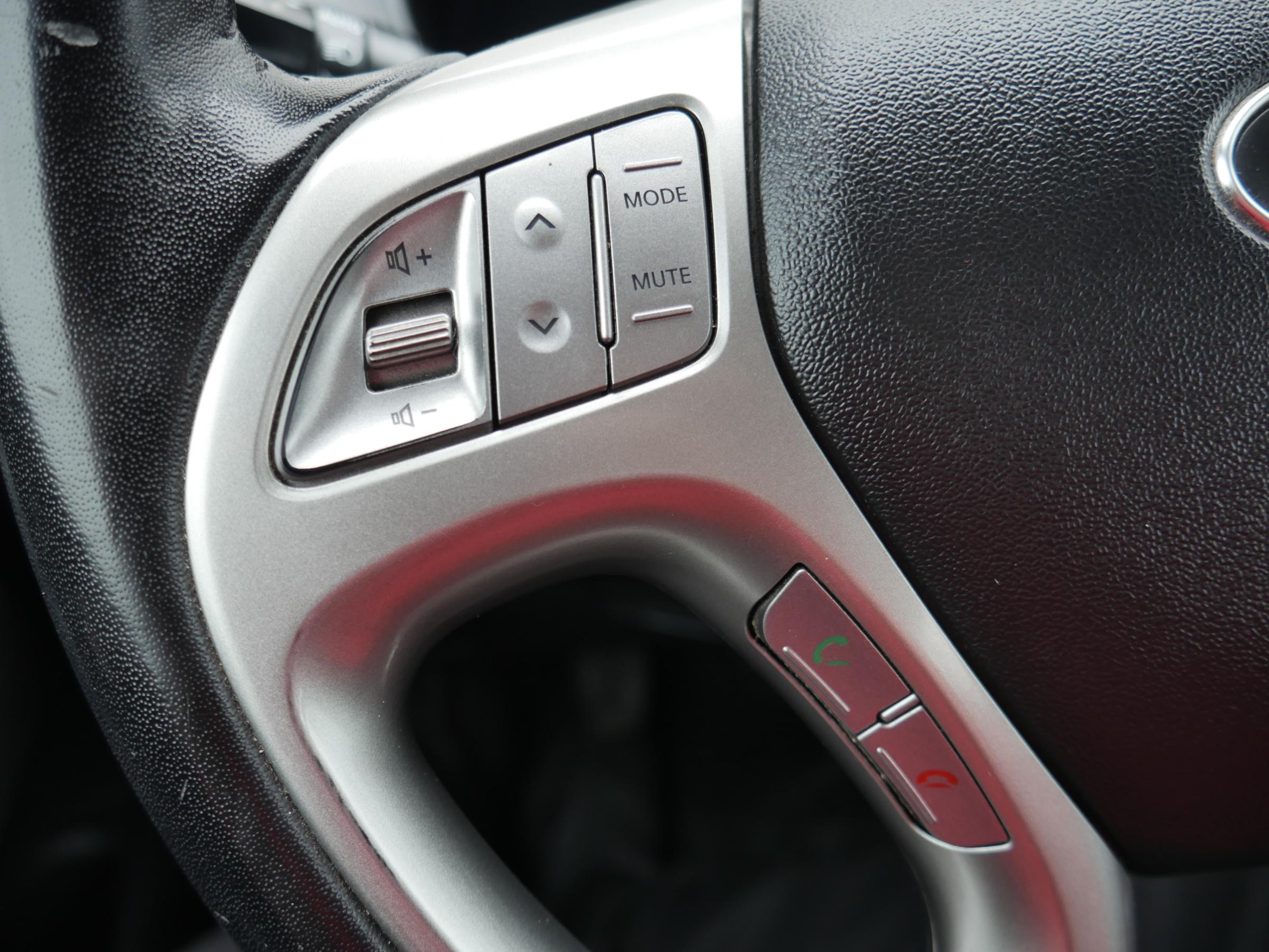Hyundai ix35, 2012 - pohled č. 12