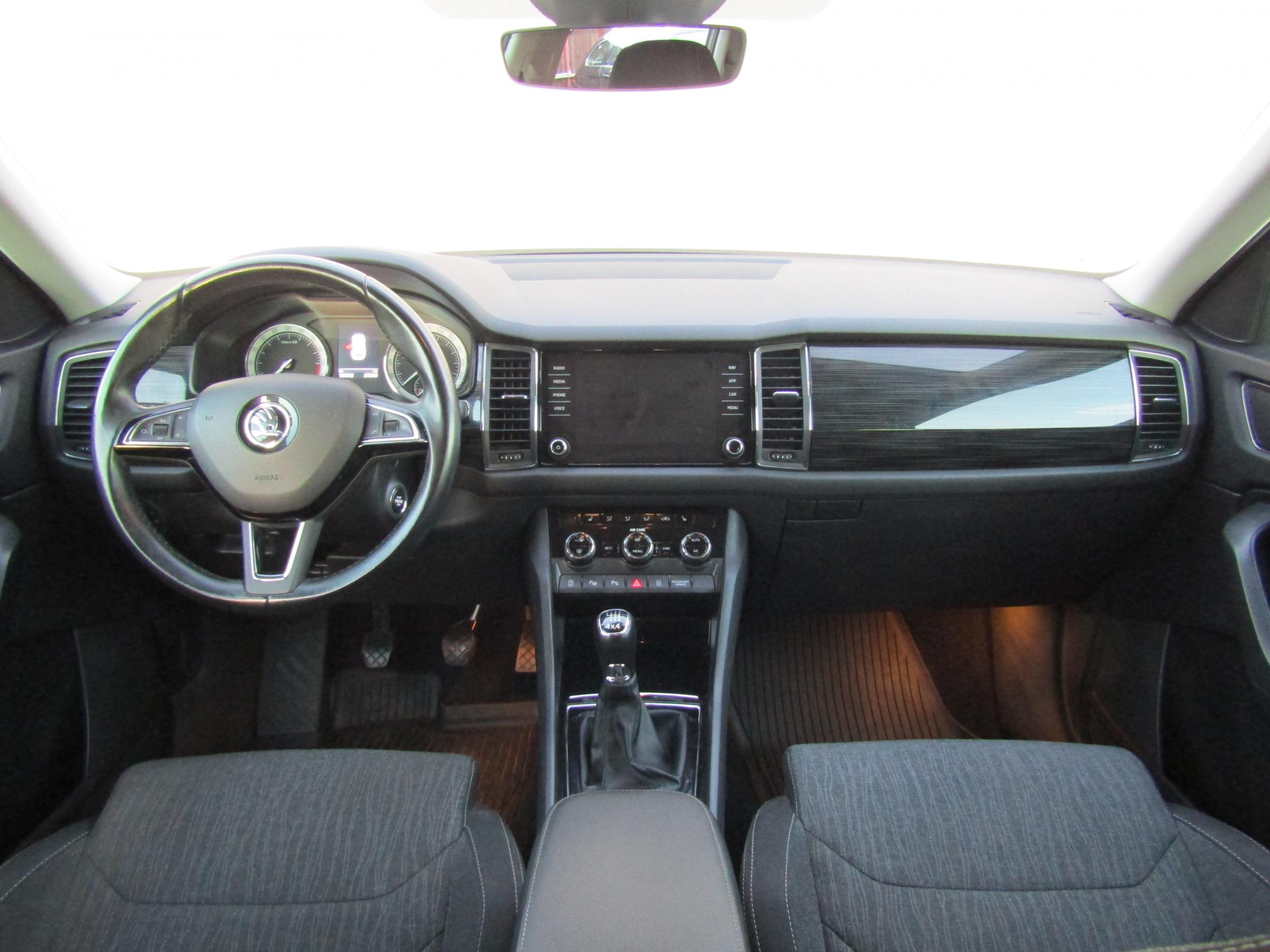 Škoda Kodiaq, 2017 - pohled č. 8