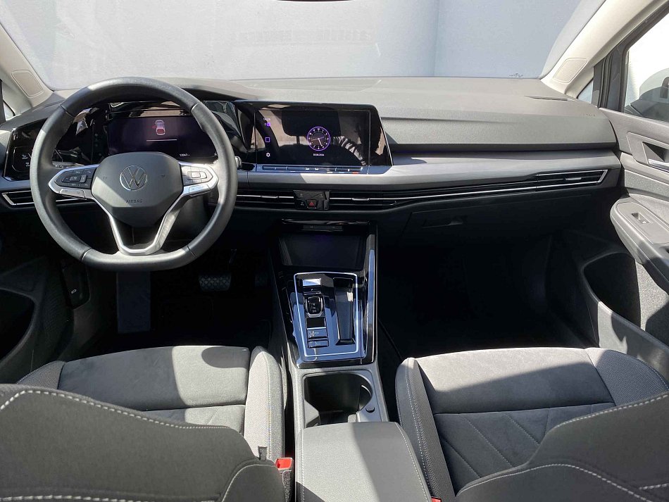 Volkswagen Golf 1.5 TSi Style