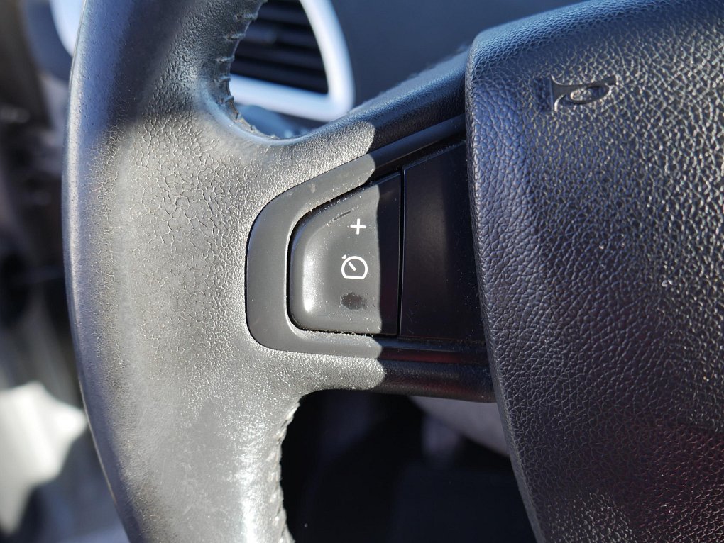 Renault Scénic 1.9 DCi 