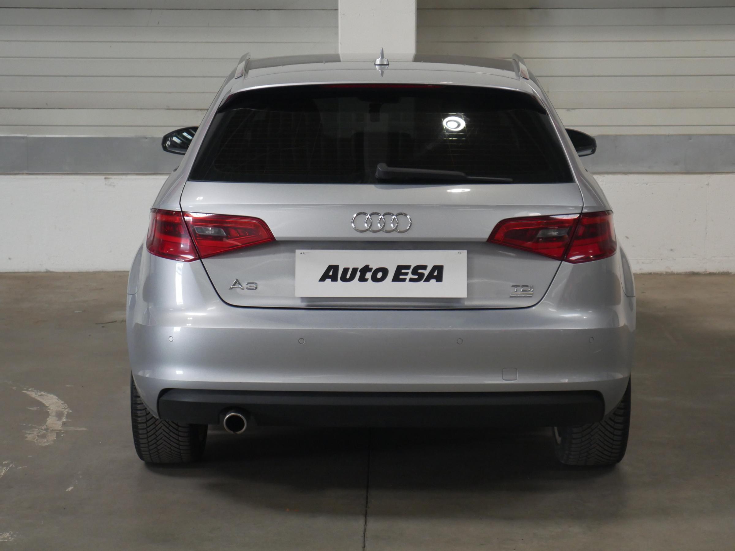 Audi A3, 2015 - pohled č. 5