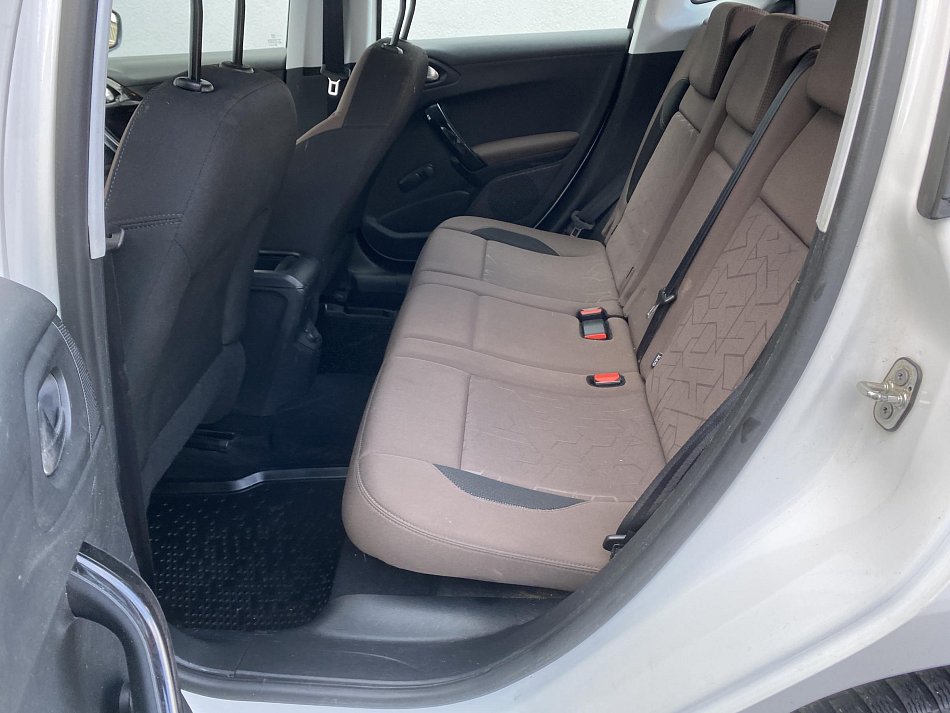 Peugeot 2008 1.2PT 