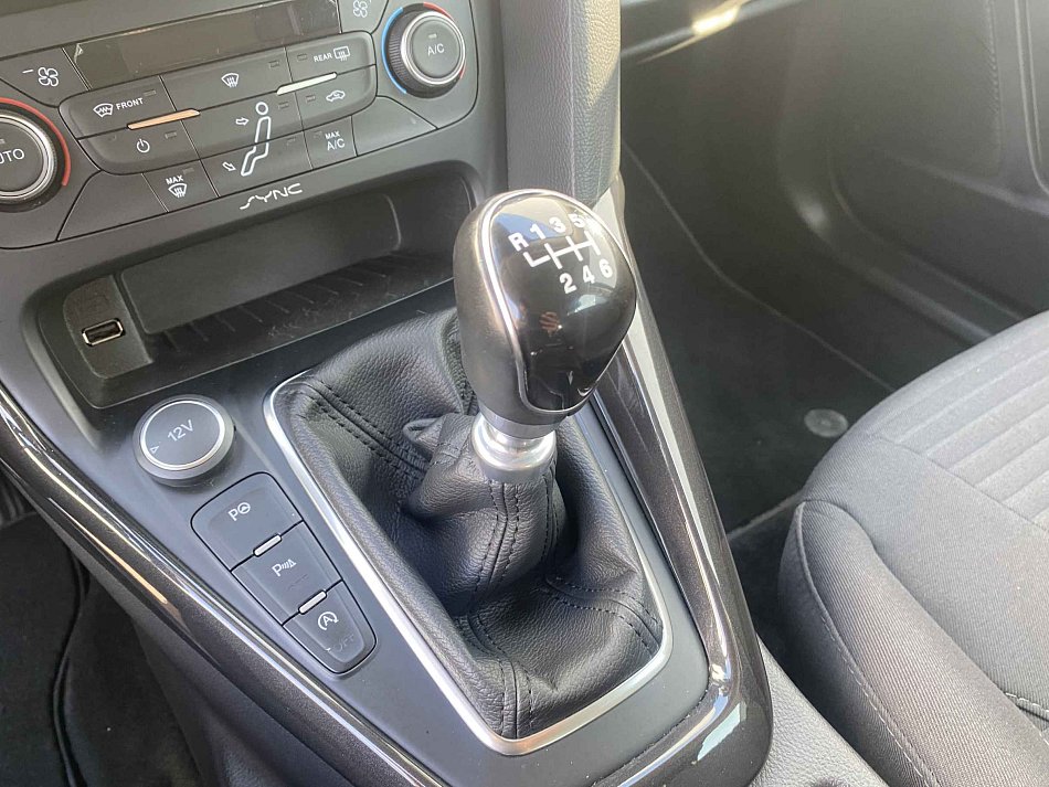 Ford Focus 1.0 EB Titanium