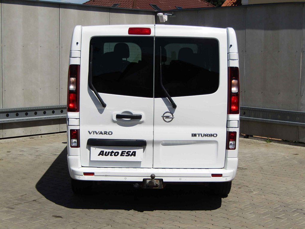 Opel Vivaro 1.6CDTi  L2 9míst