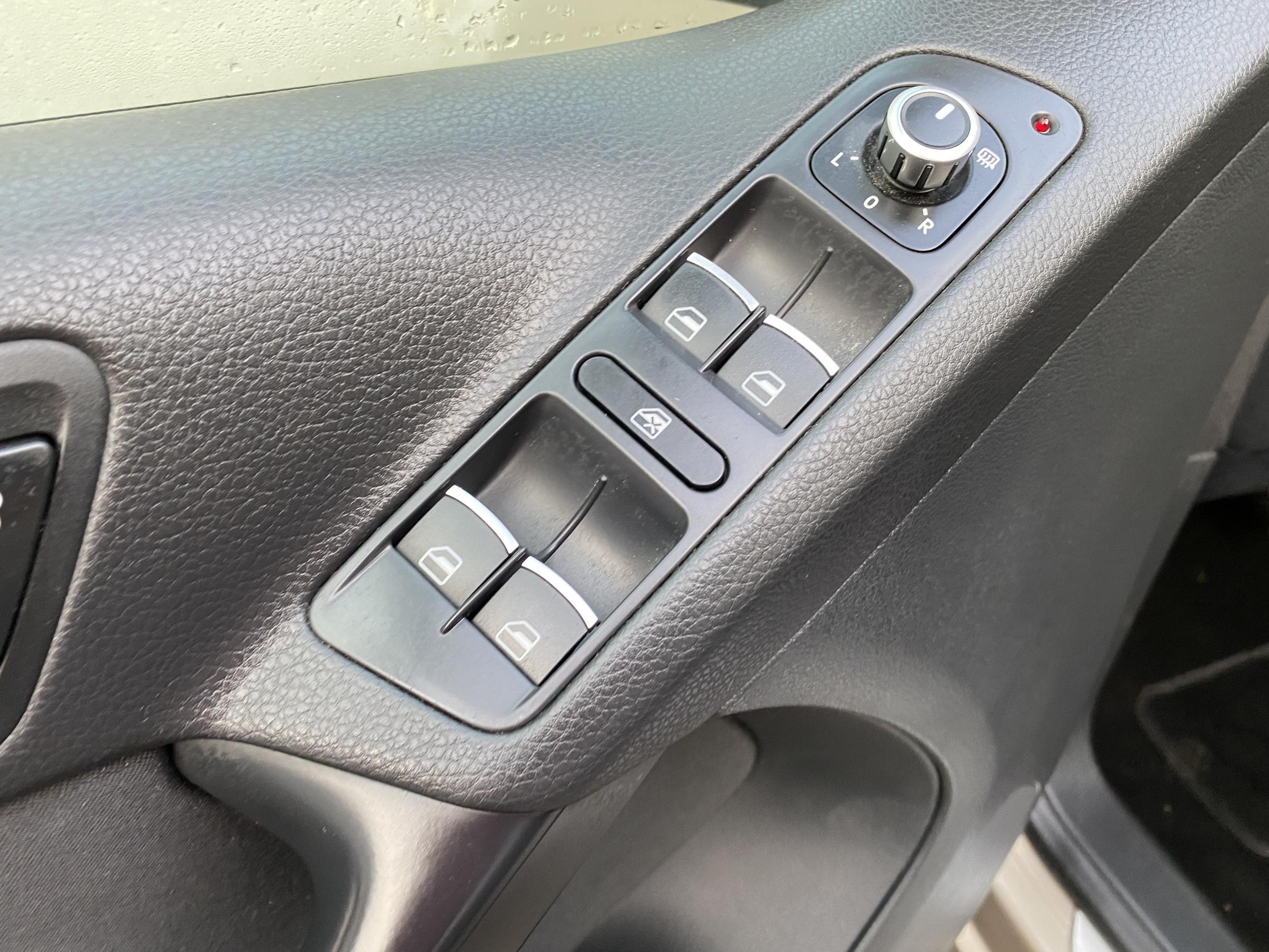 Volkswagen Tiguan, 2013 - pohled č. 14