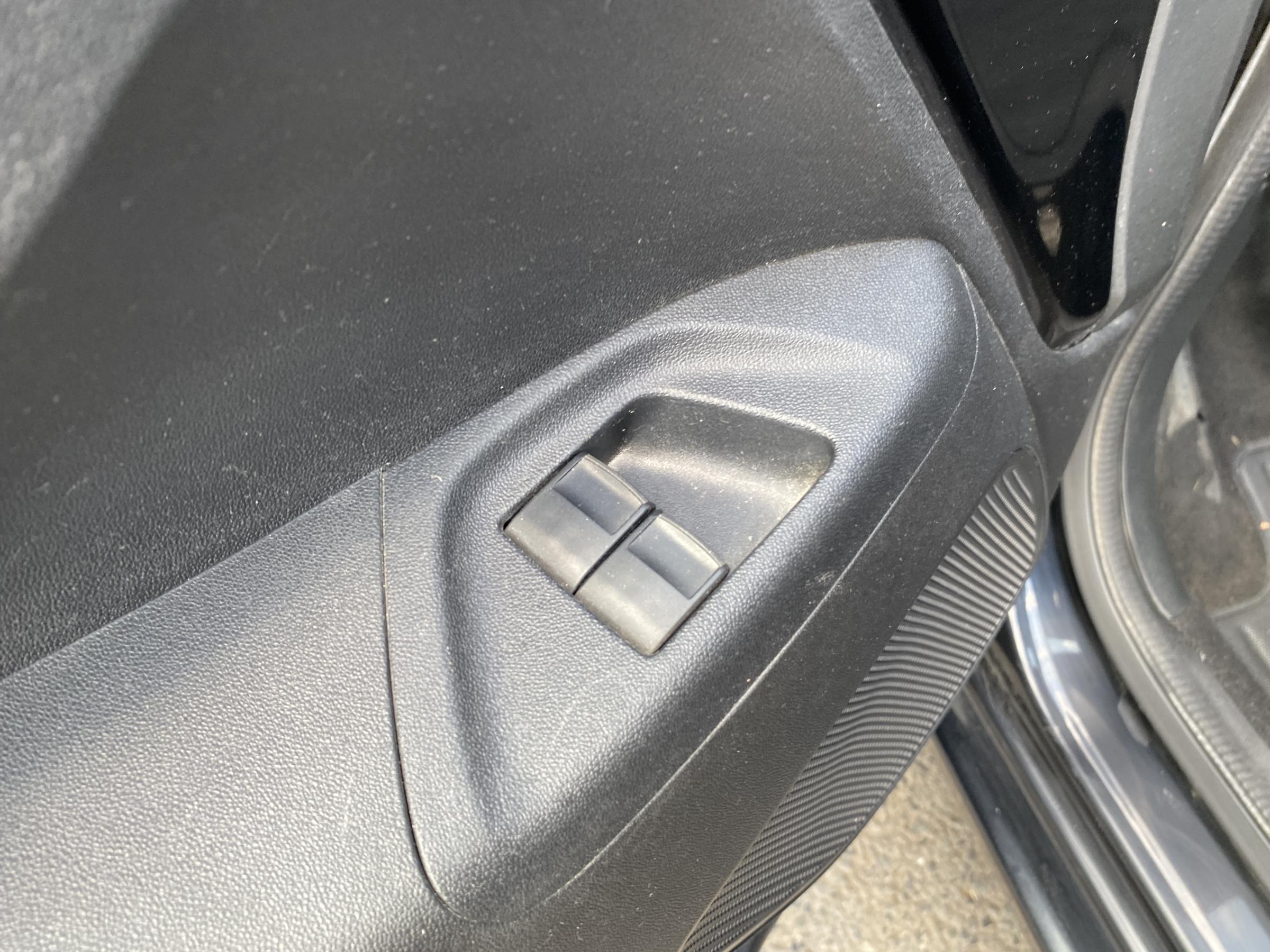 Peugeot 108, 2016 - pohled č. 13