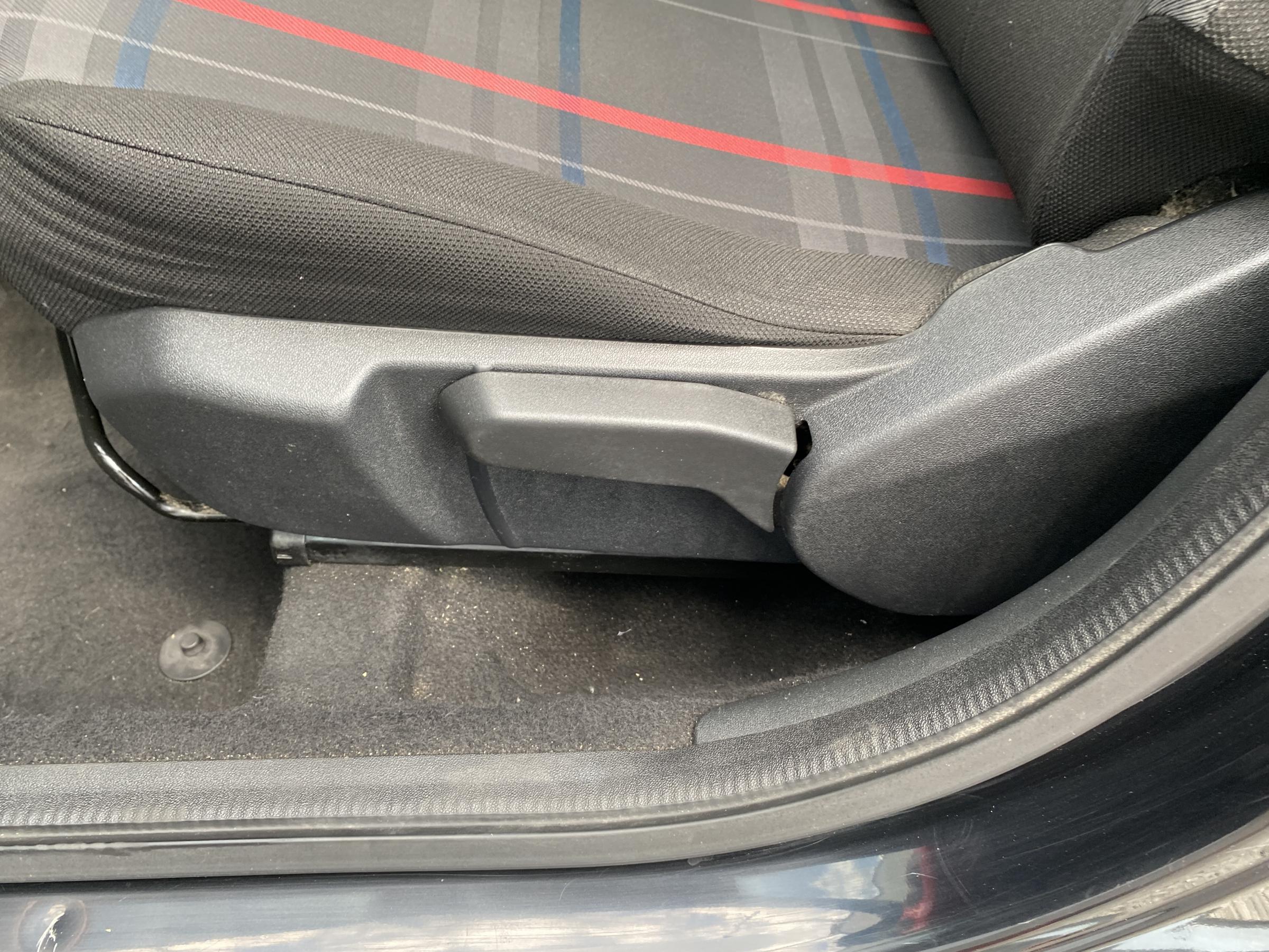 Peugeot 108, 2016 - pohled č. 14