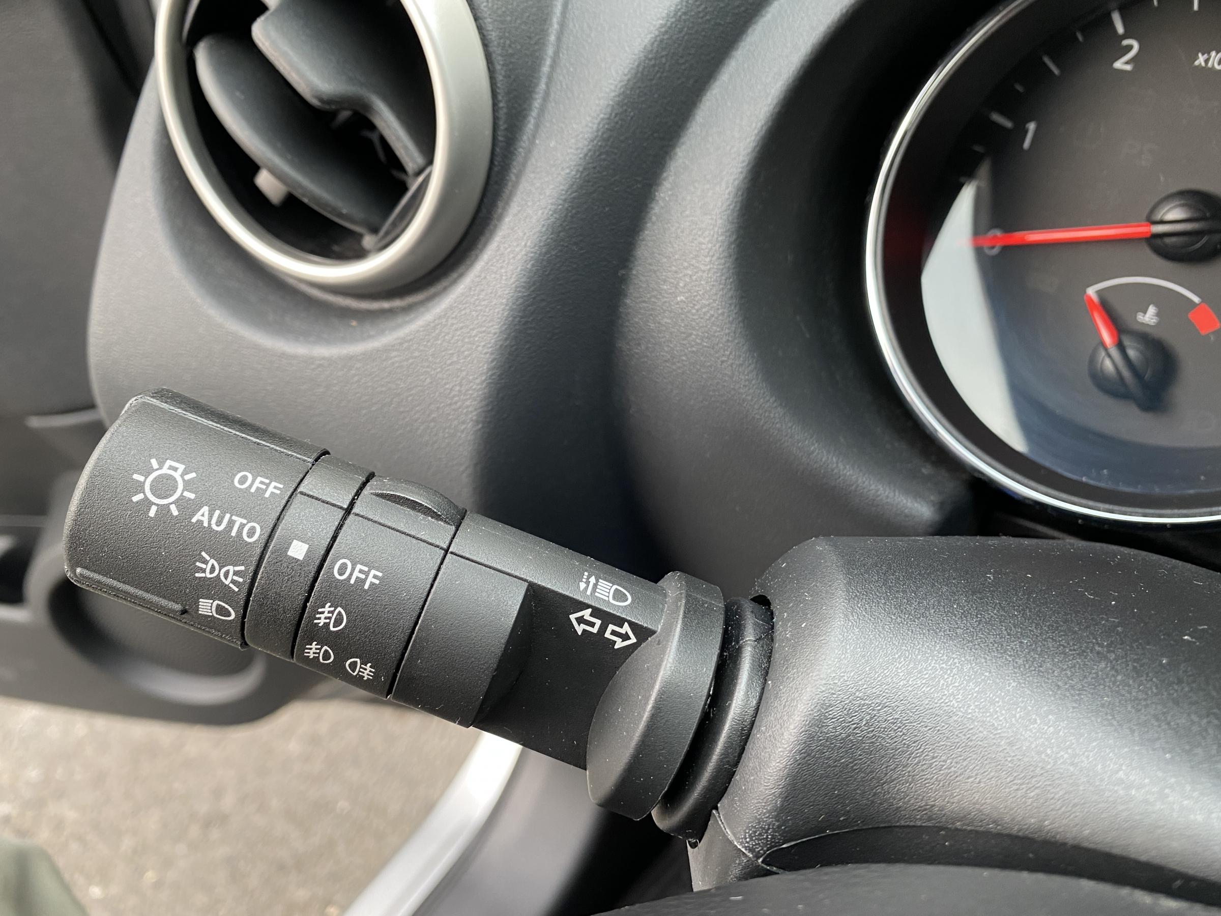 Nissan Qashqai, 2012 - pohled č. 14