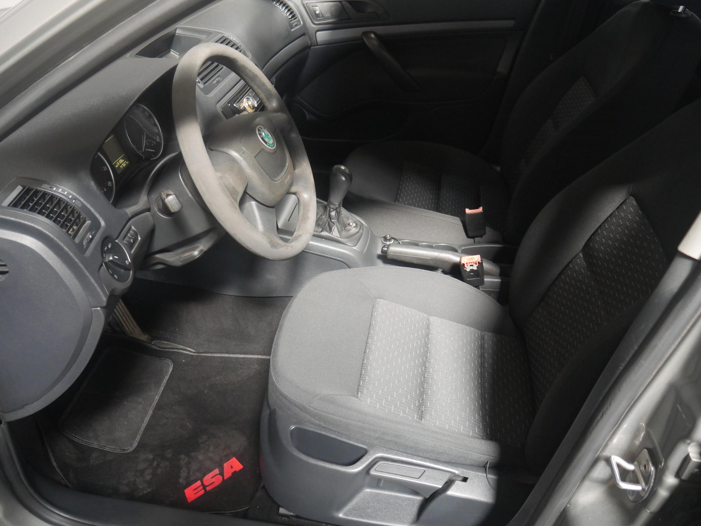 Škoda Octavia II, 2012 - pohled č. 10