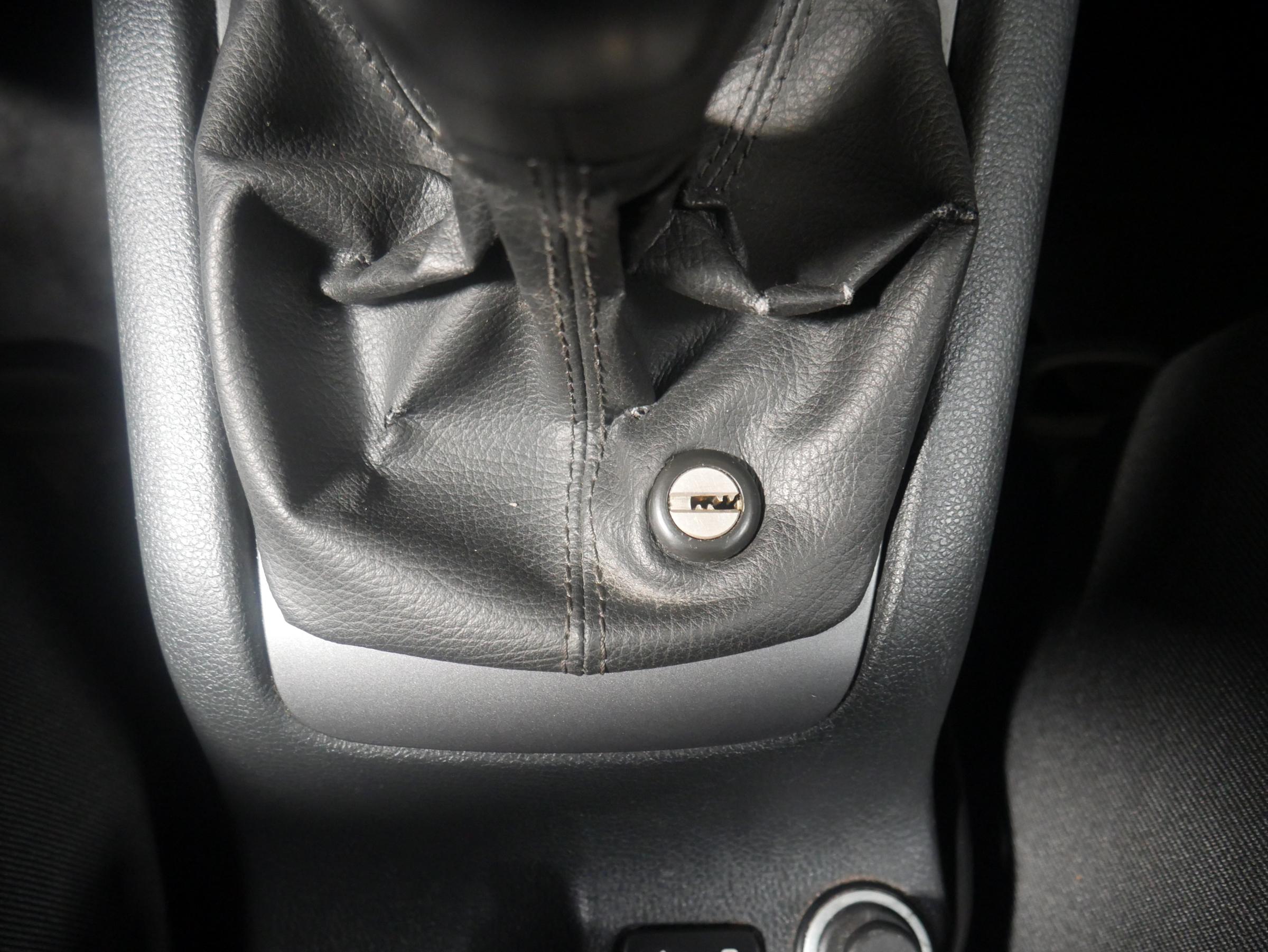 Škoda Octavia II, 2012 - pohled č. 17