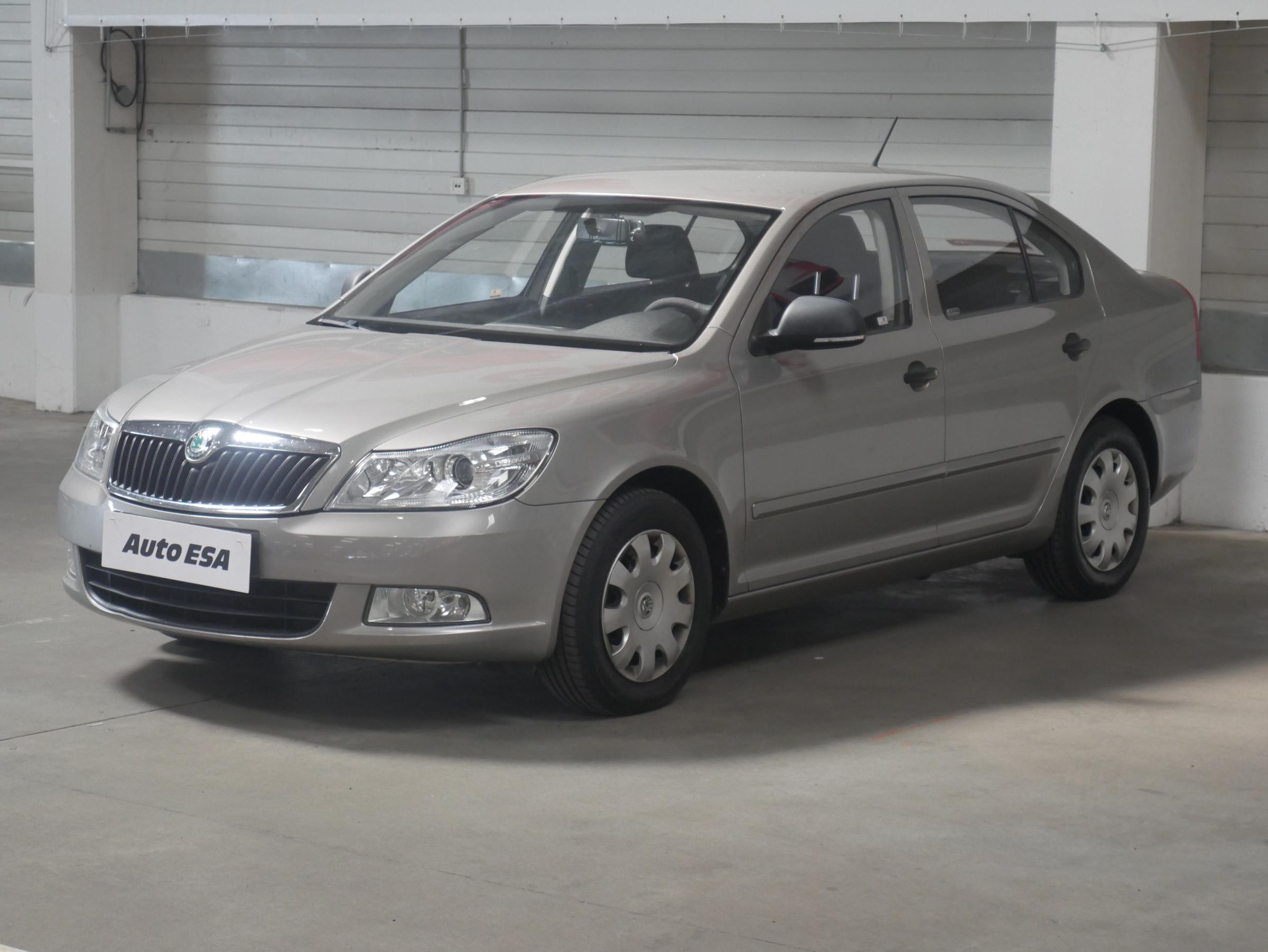 Škoda Octavia II, 2012 - pohled č. 3