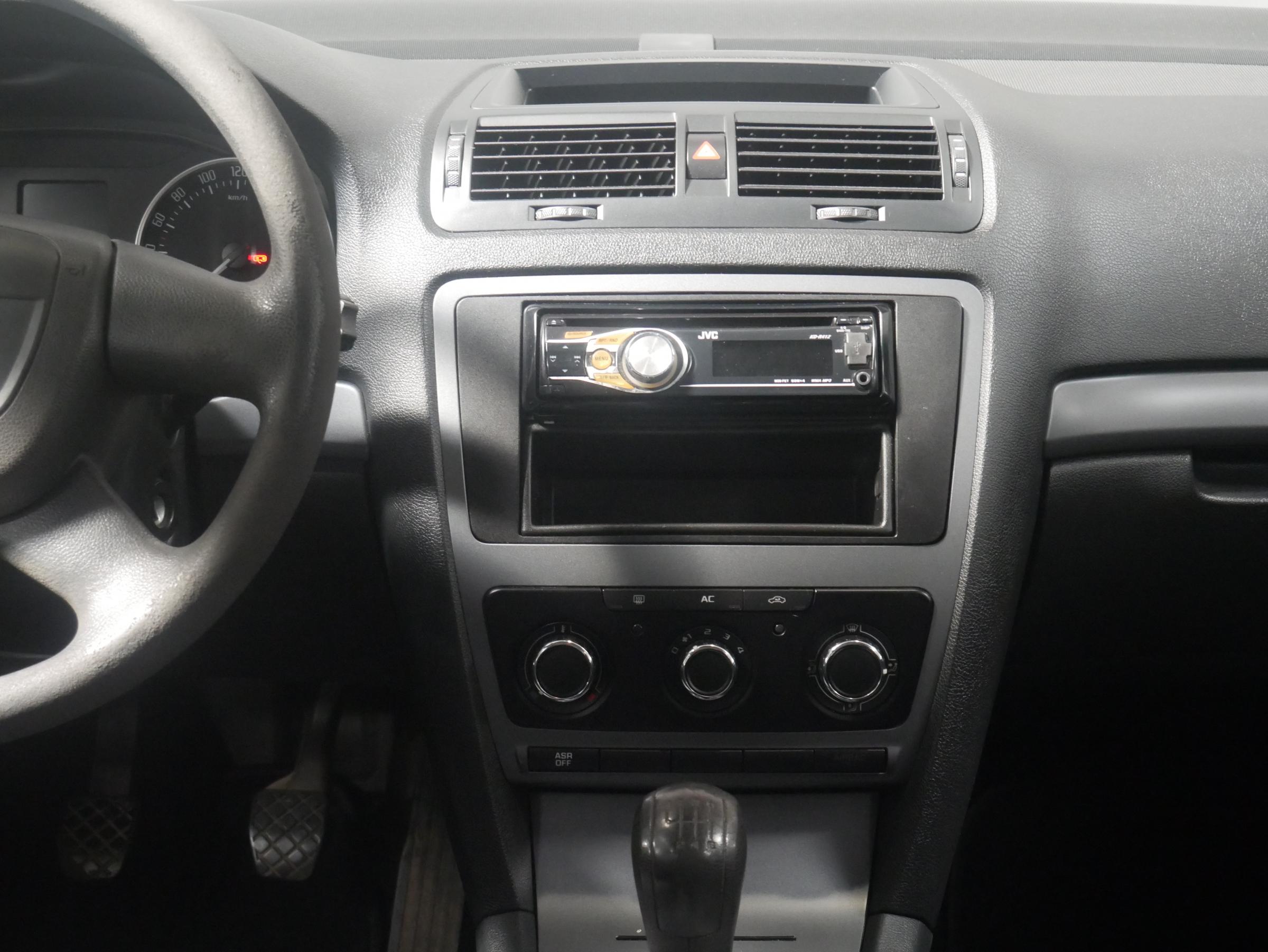 Škoda Octavia II, 2012 - pohled č. 9