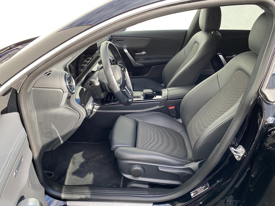 Mercedes-Benz CLA 2.0D  180d