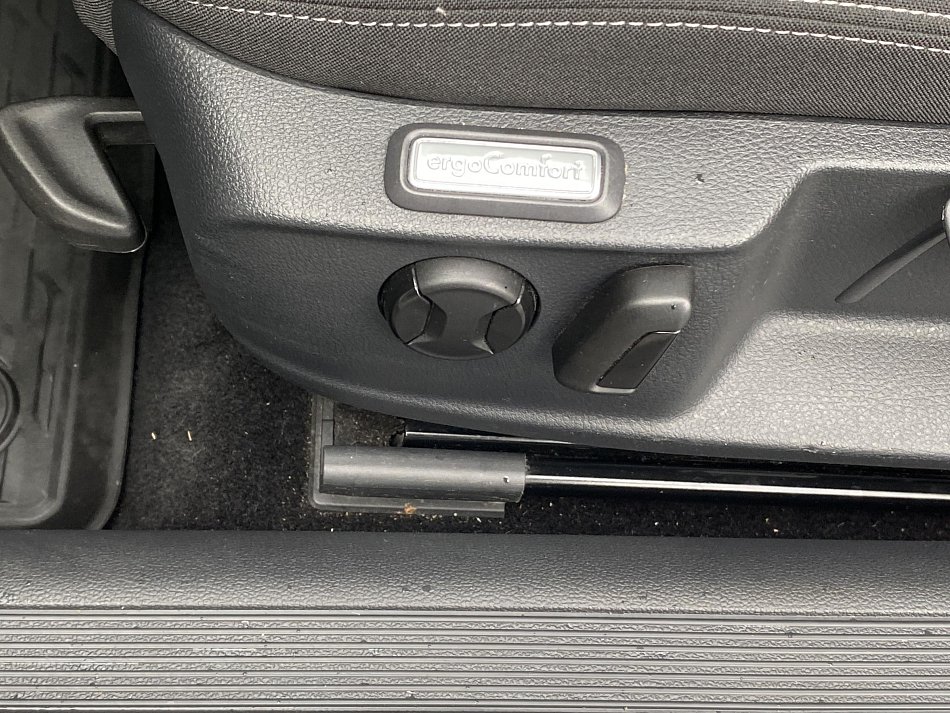 Volkswagen Passat 2.0 TDi Business