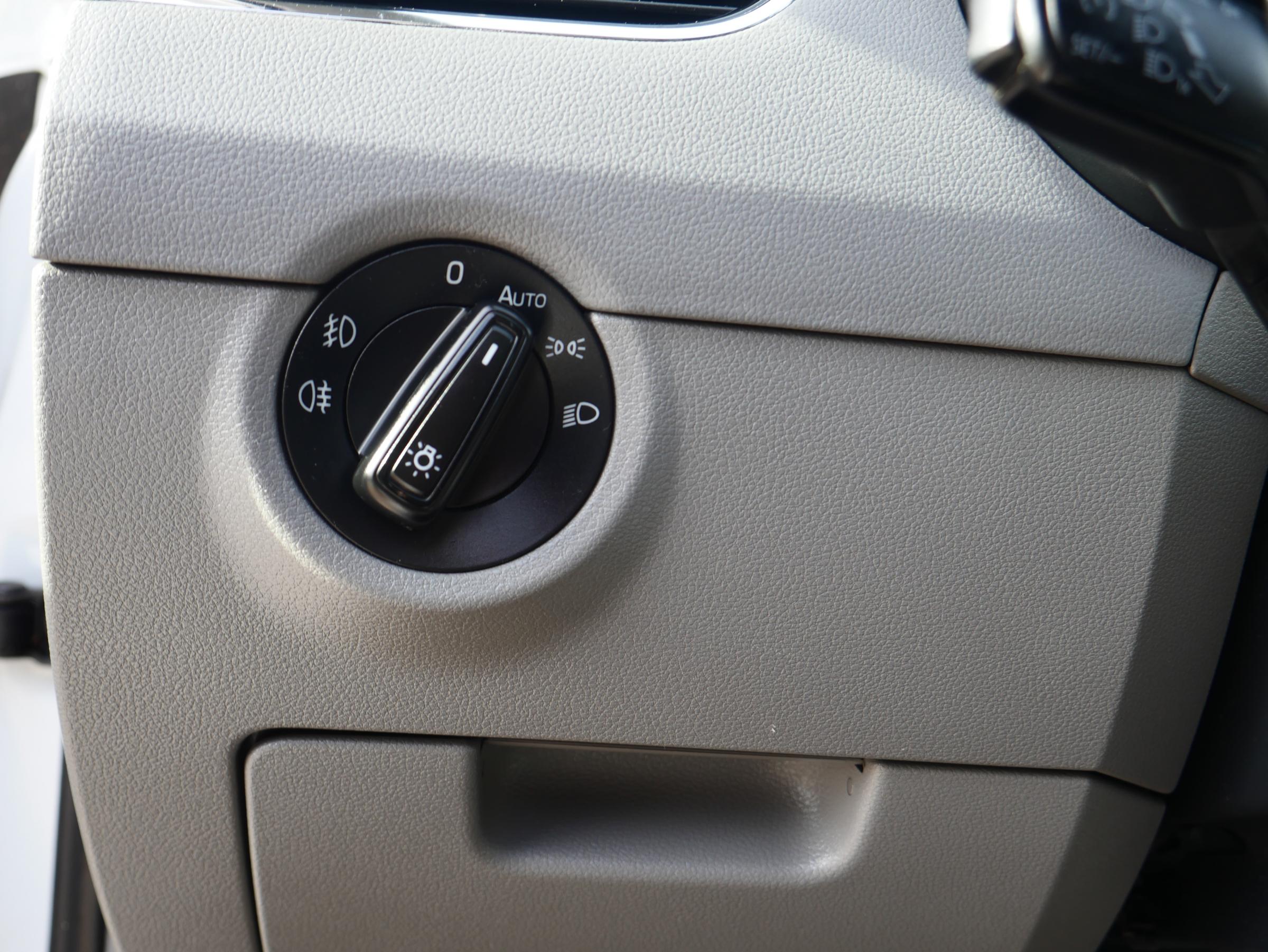 Škoda Octavia III, 2015 - pohled č. 13