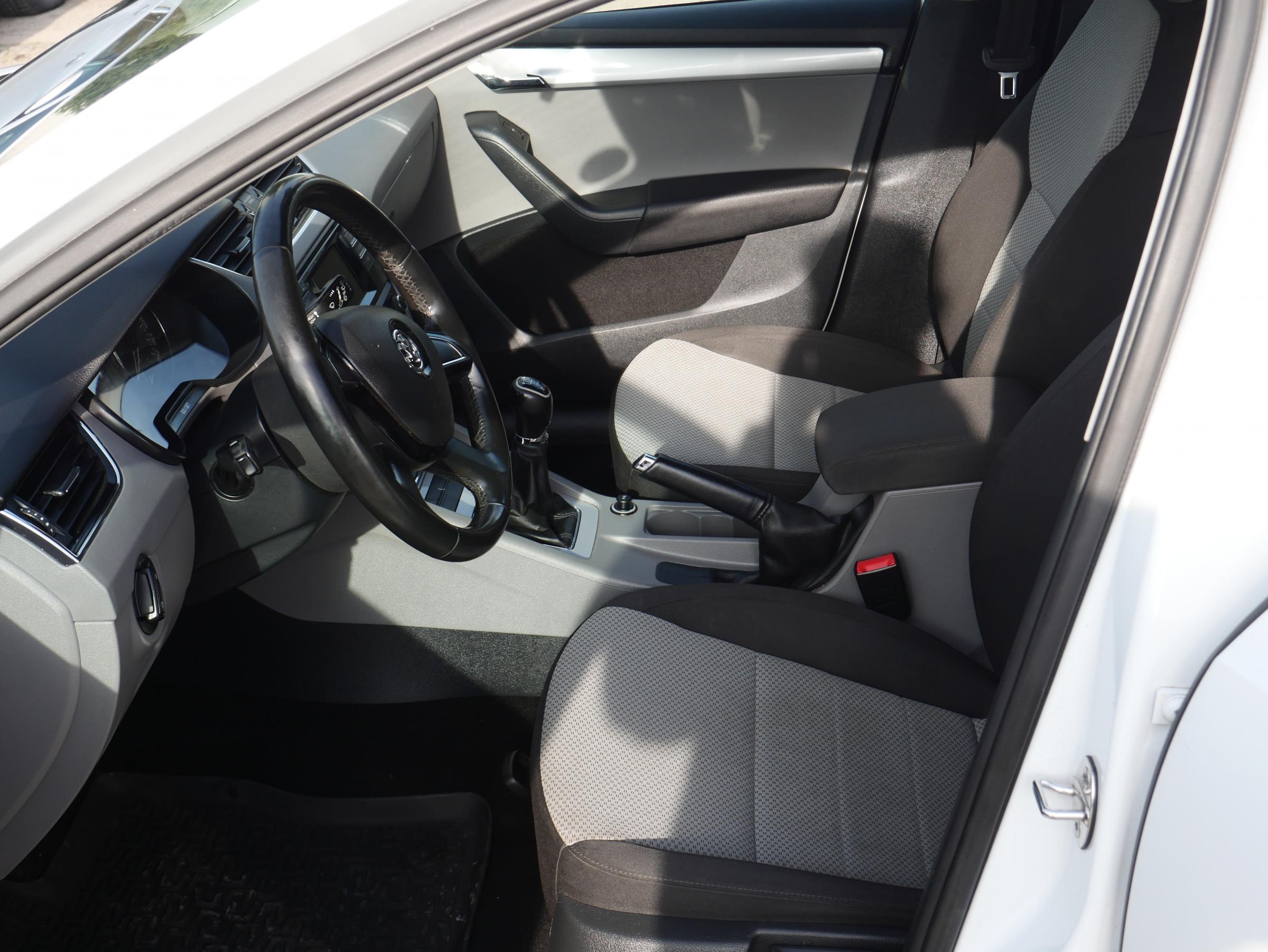 Škoda Octavia III, 2015 - pohled č. 9