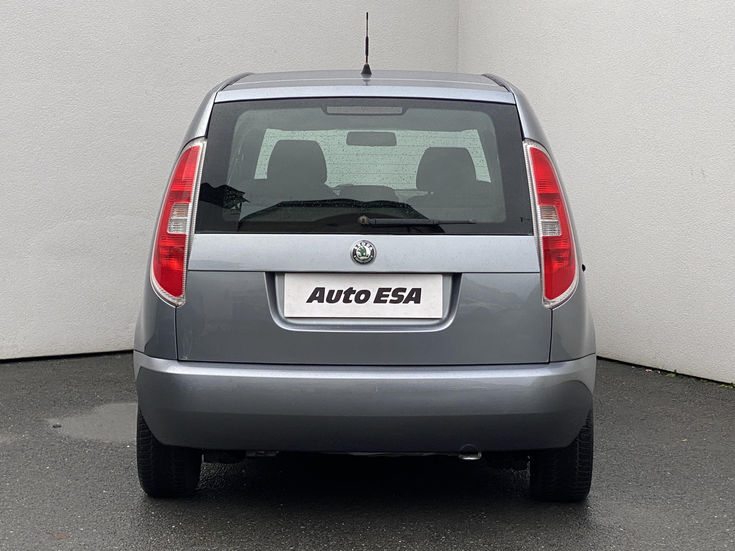 Škoda Roomster, 2011 - pohled č. 5