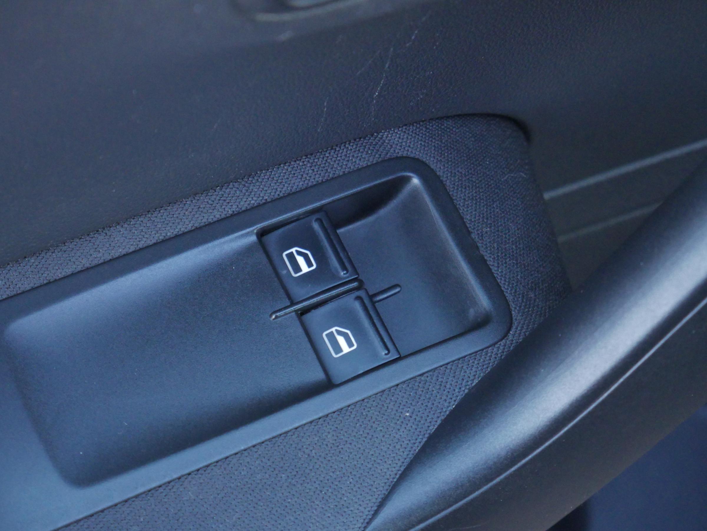 Volkswagen Polo, 2010 - pohled č. 14