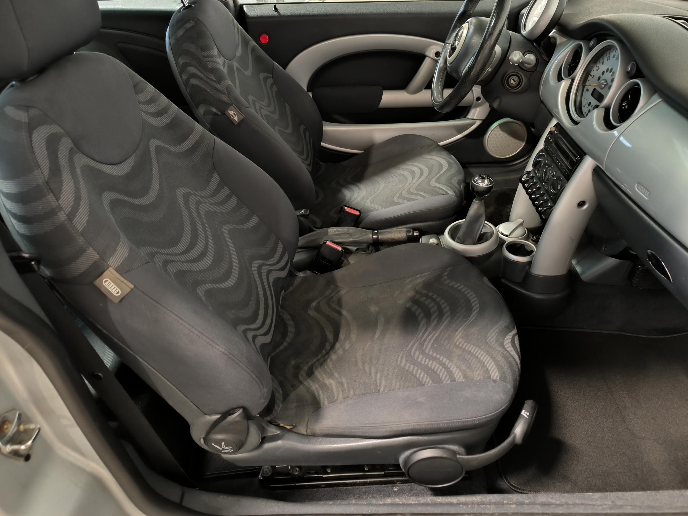 Mini One, 2004 - pohled č. 11