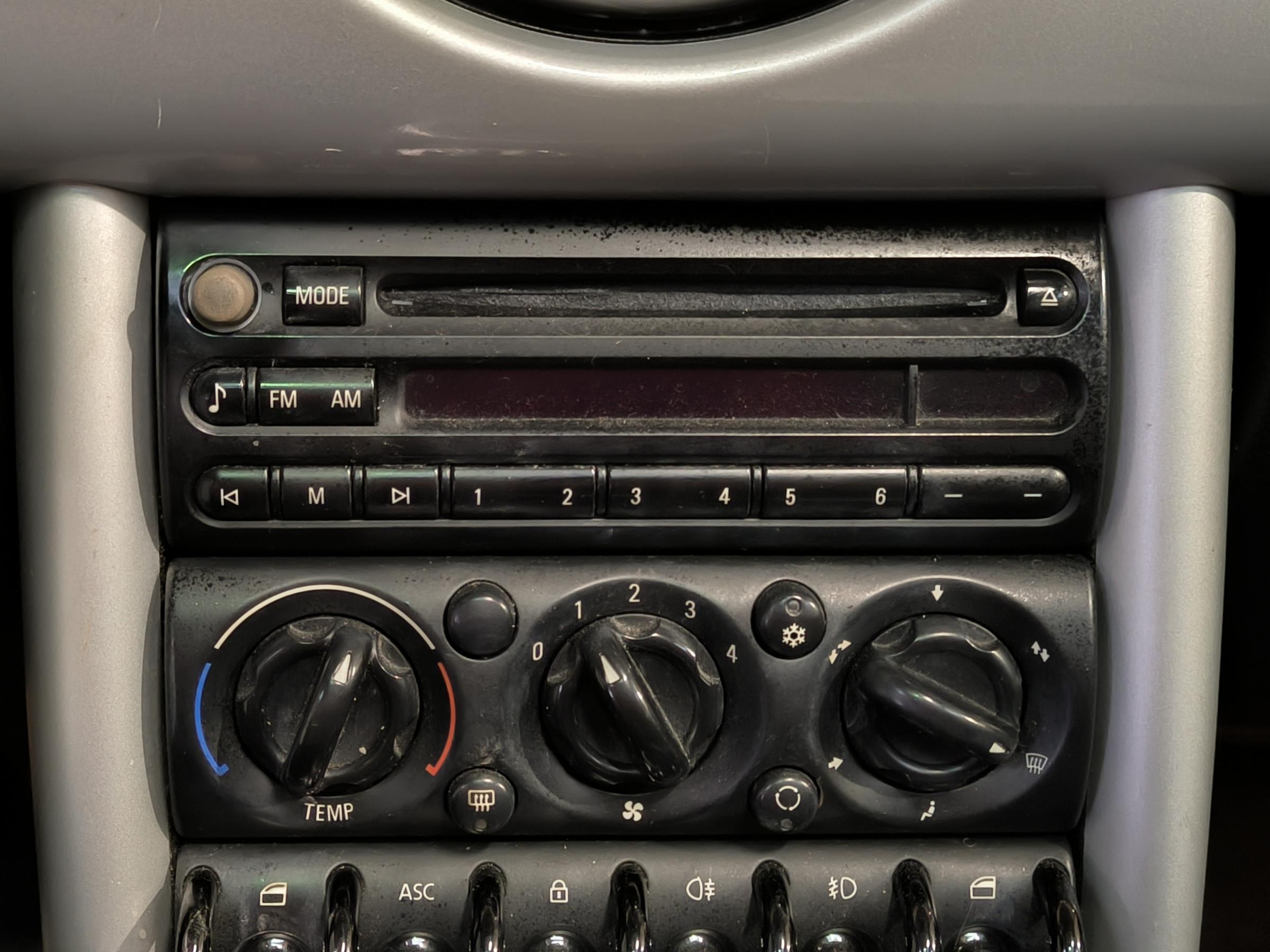 Mini One, 2004 - pohled č. 13