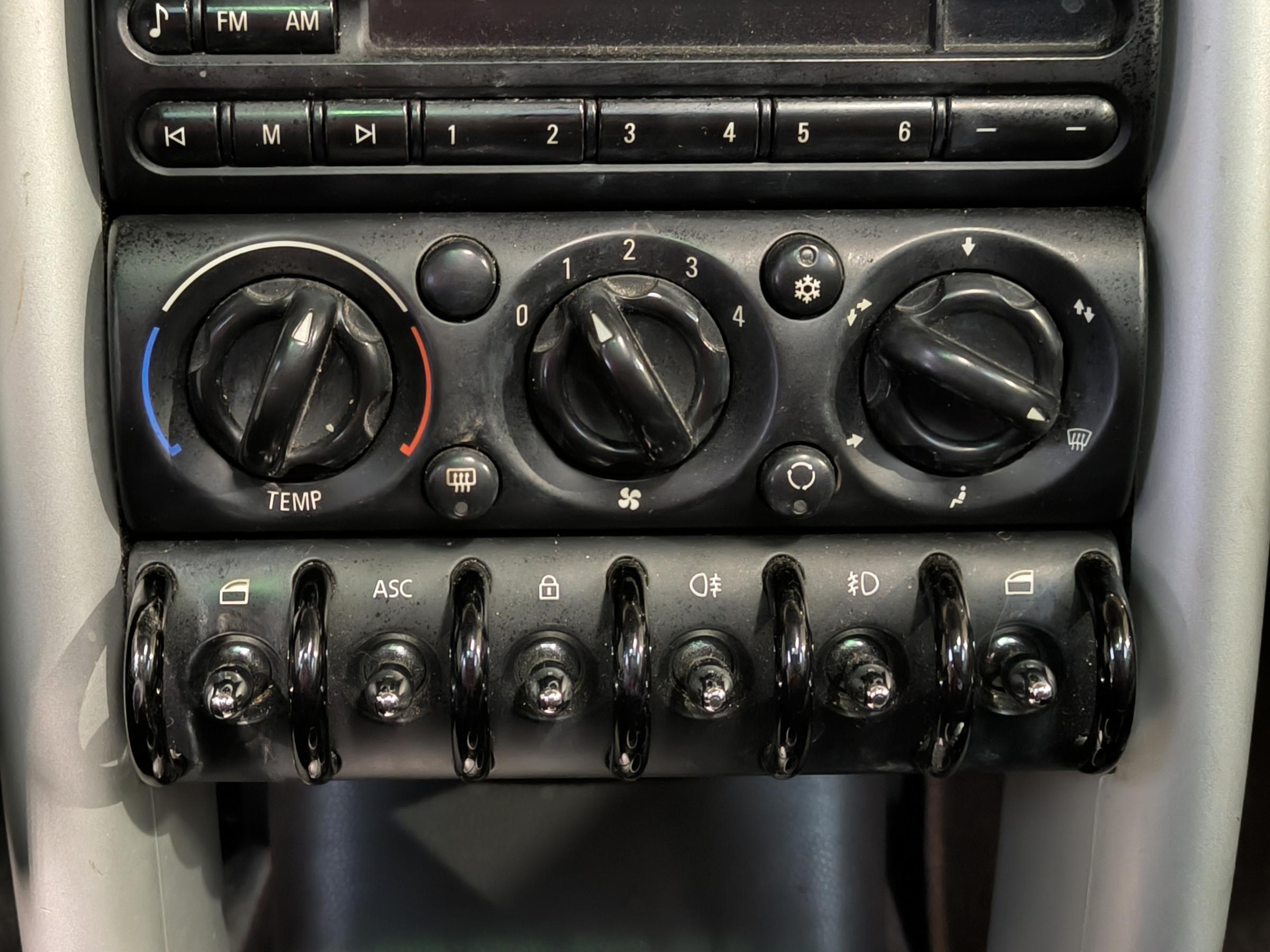 Mini One, 2004 - pohled č. 14