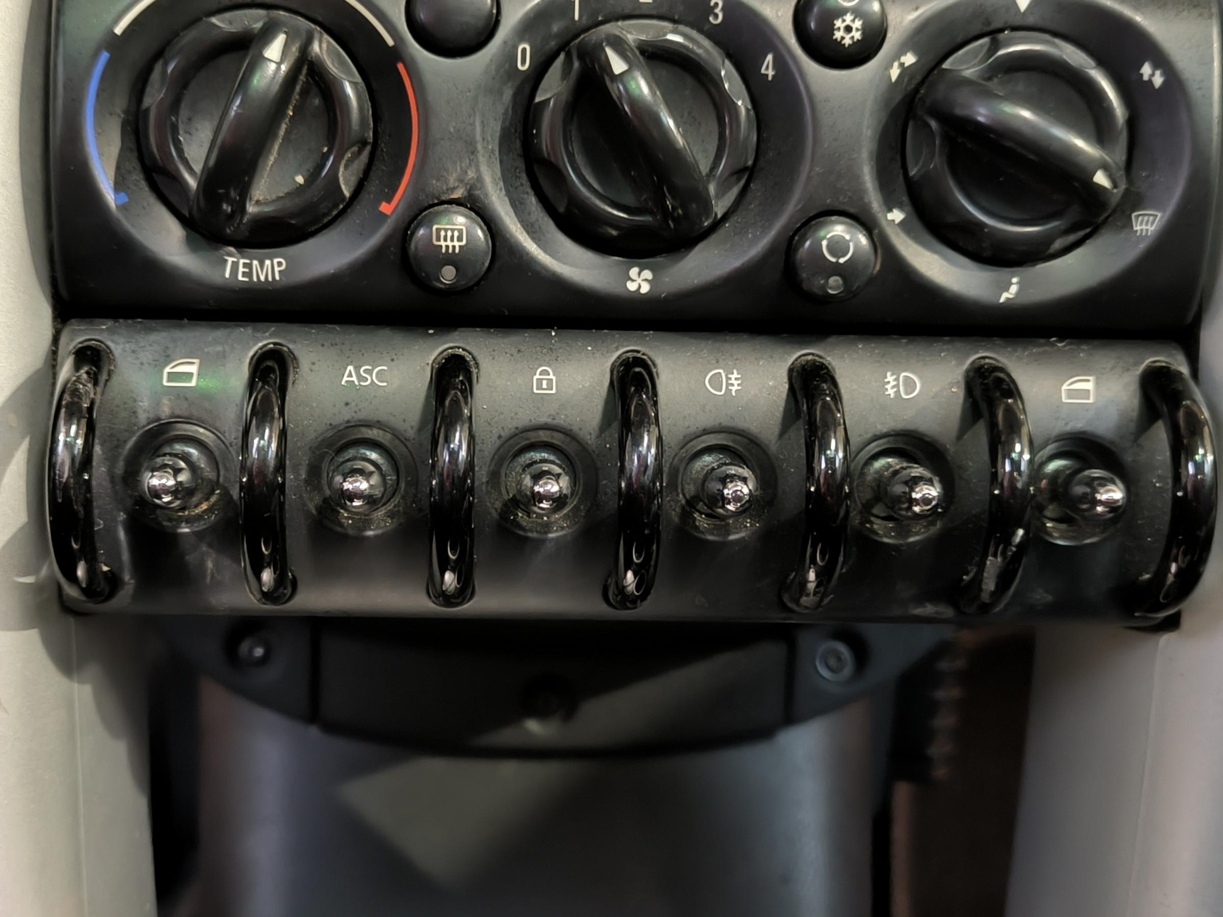 Mini One, 2004 - pohled č. 16