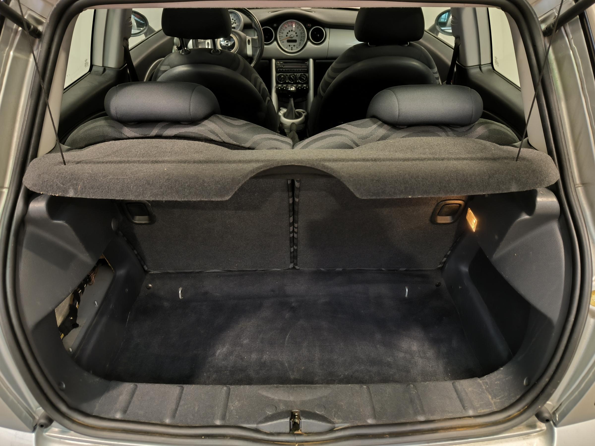 Mini One, 2004 - pohled č. 7