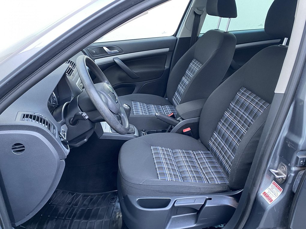 Škoda Octavia II 1.6 TDi Style