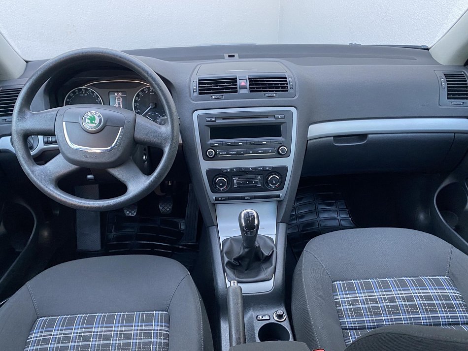 Škoda Octavia II 1.6 TDi Style