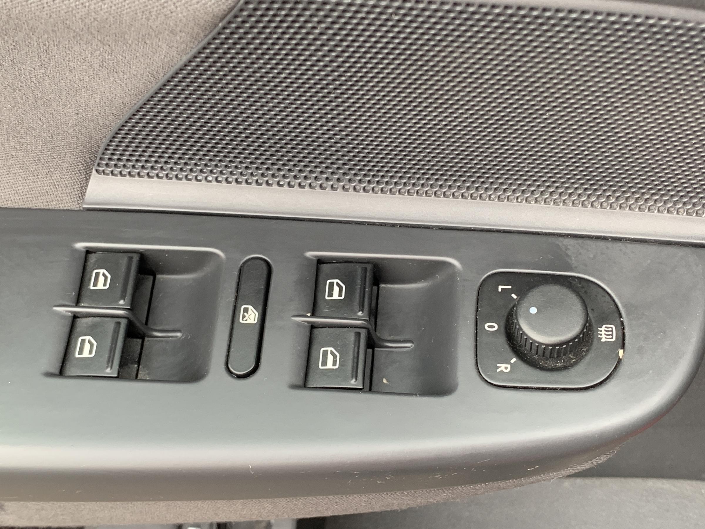 Volkswagen Golf, 2006 - pohled č. 15