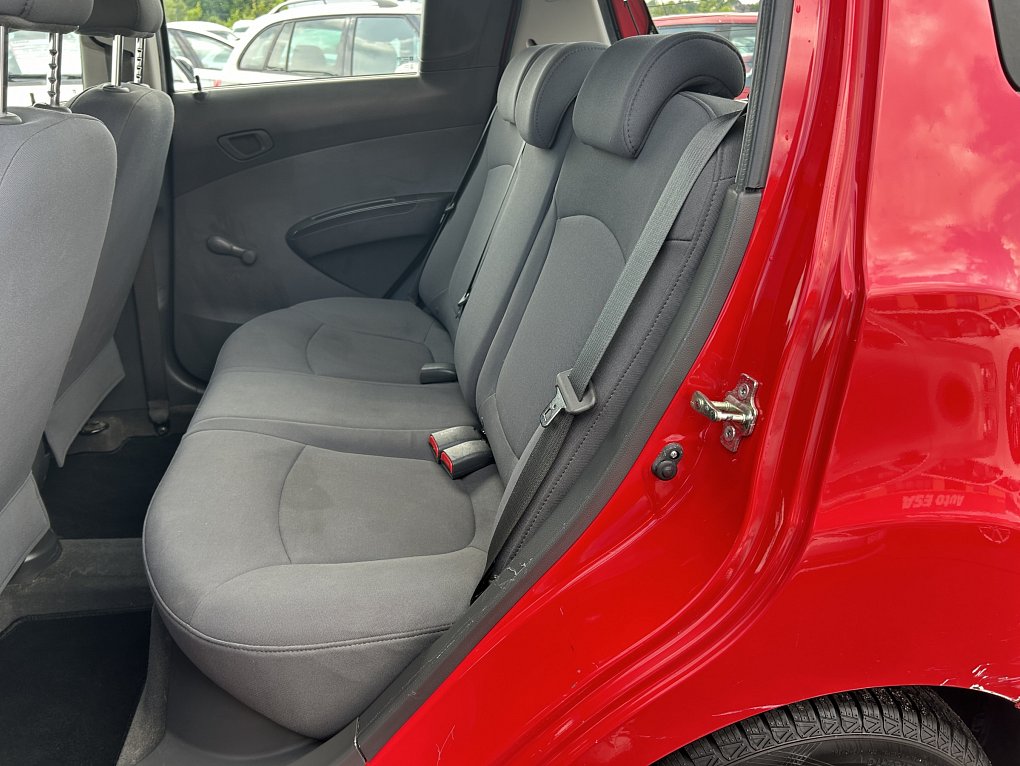 Chevrolet Spark 1.0i 
