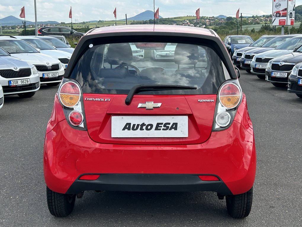 Chevrolet Spark 1.0i 