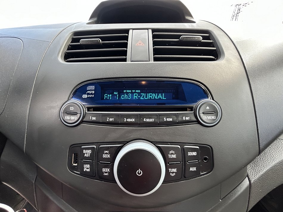 Chevrolet Spark 1.0i 