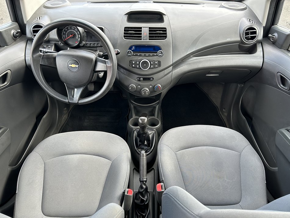 Chevrolet Spark 1.0i 