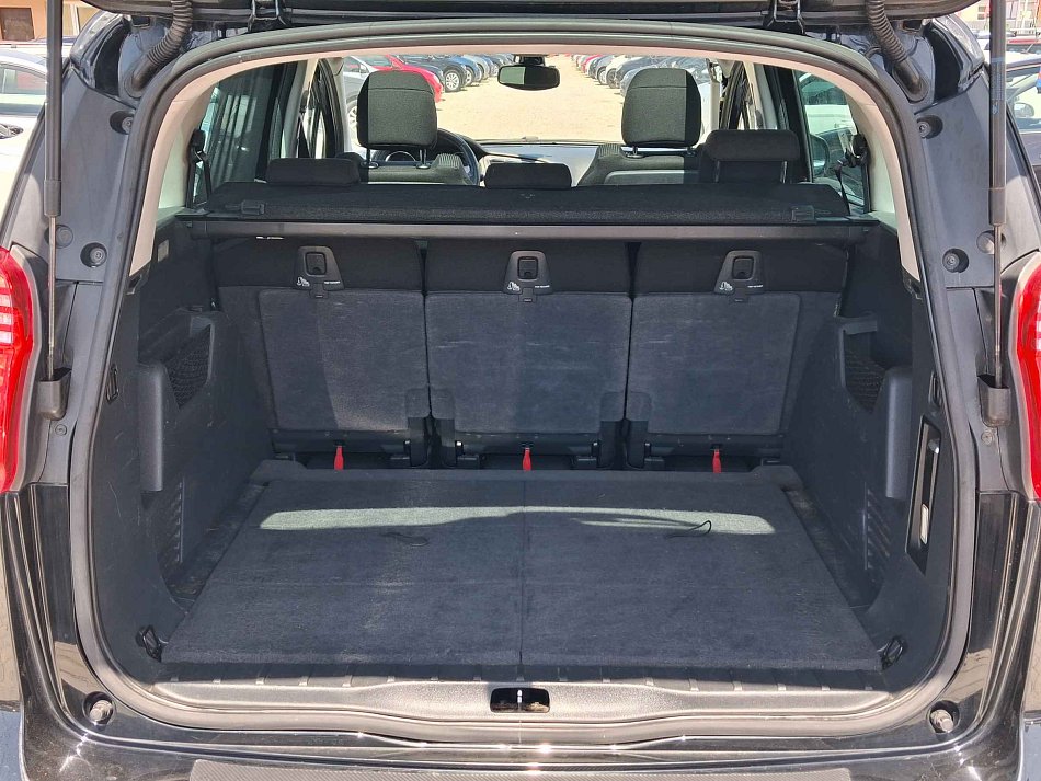 Peugeot 5008 2.0HDi 