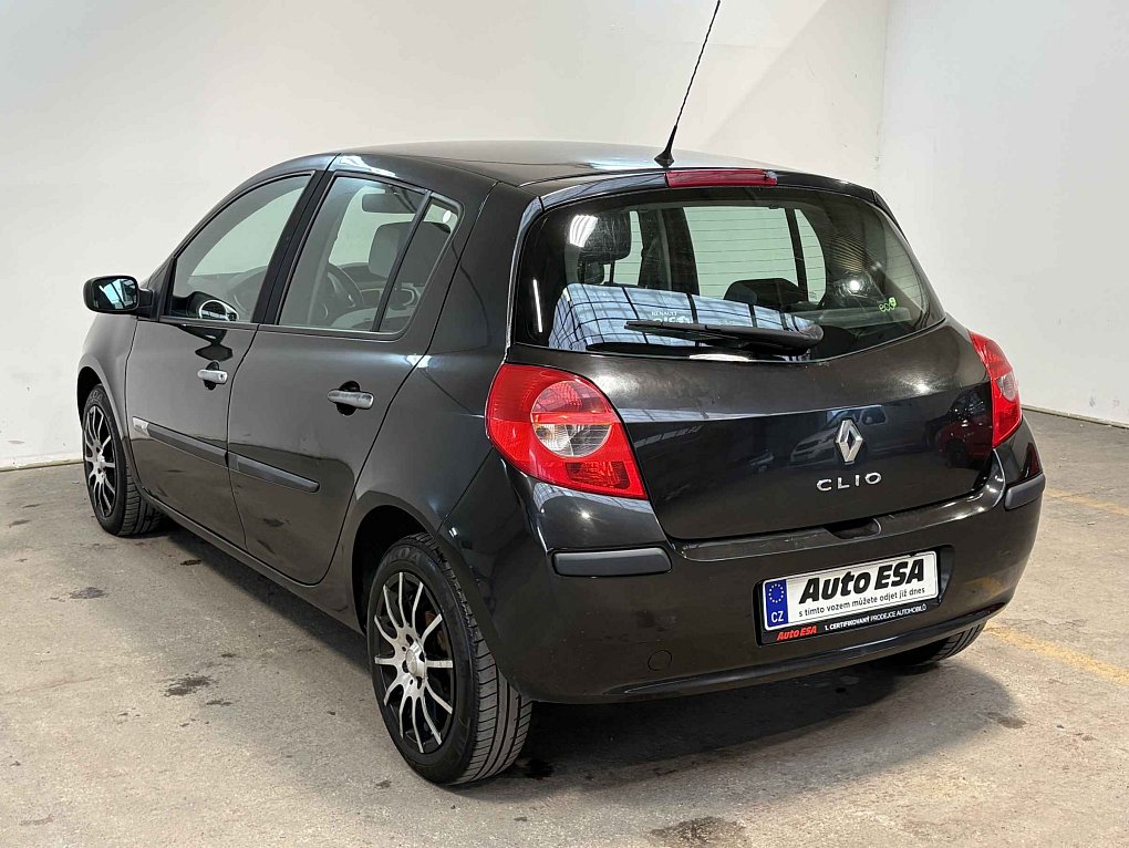 Renault Clio 1.1 i 