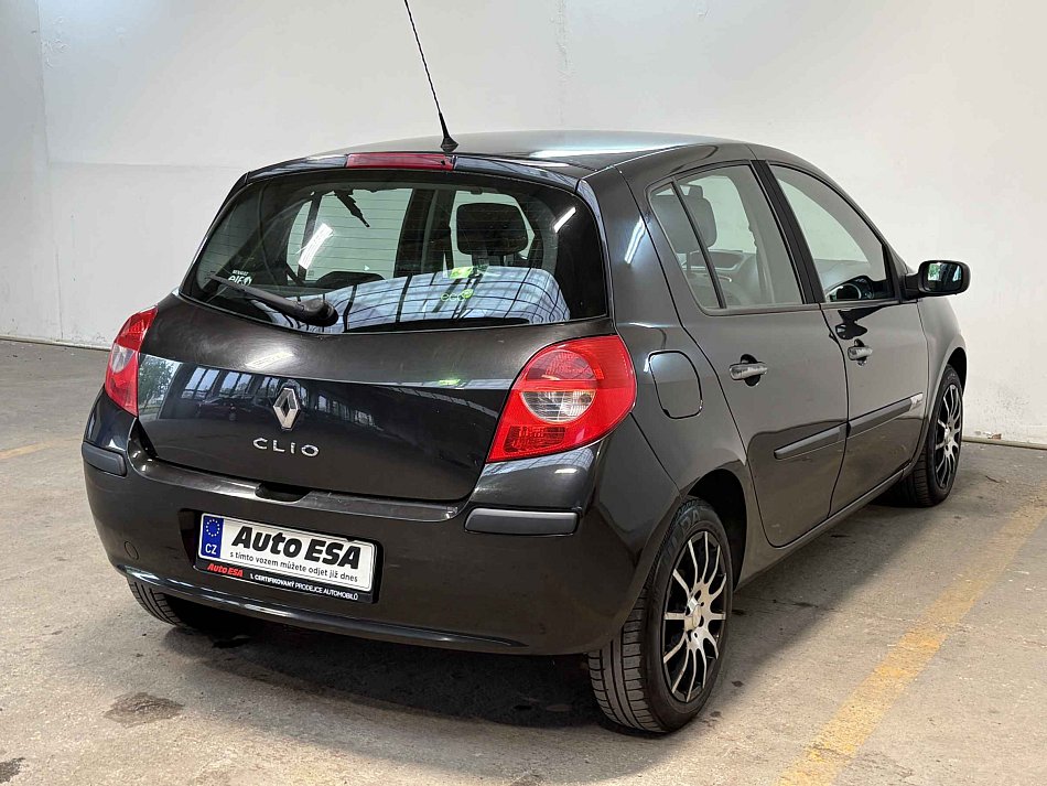 Renault Clio 1.1 i 