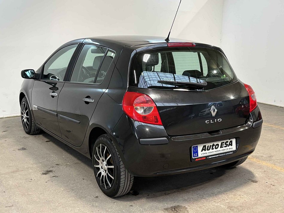 Renault Clio 1.1 i 