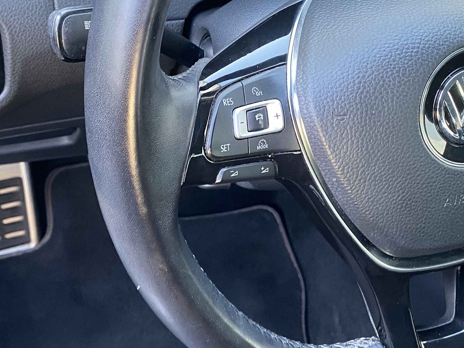 Volkswagen Golf 1.4 TSi Sound