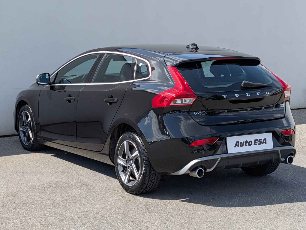 Volvo V40 2.0d R-design