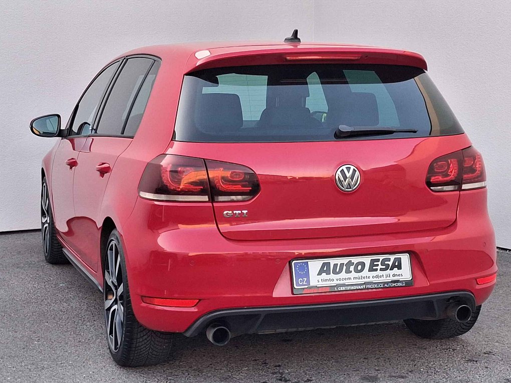 Volkswagen Golf 2.0 TSi GTi Adidas