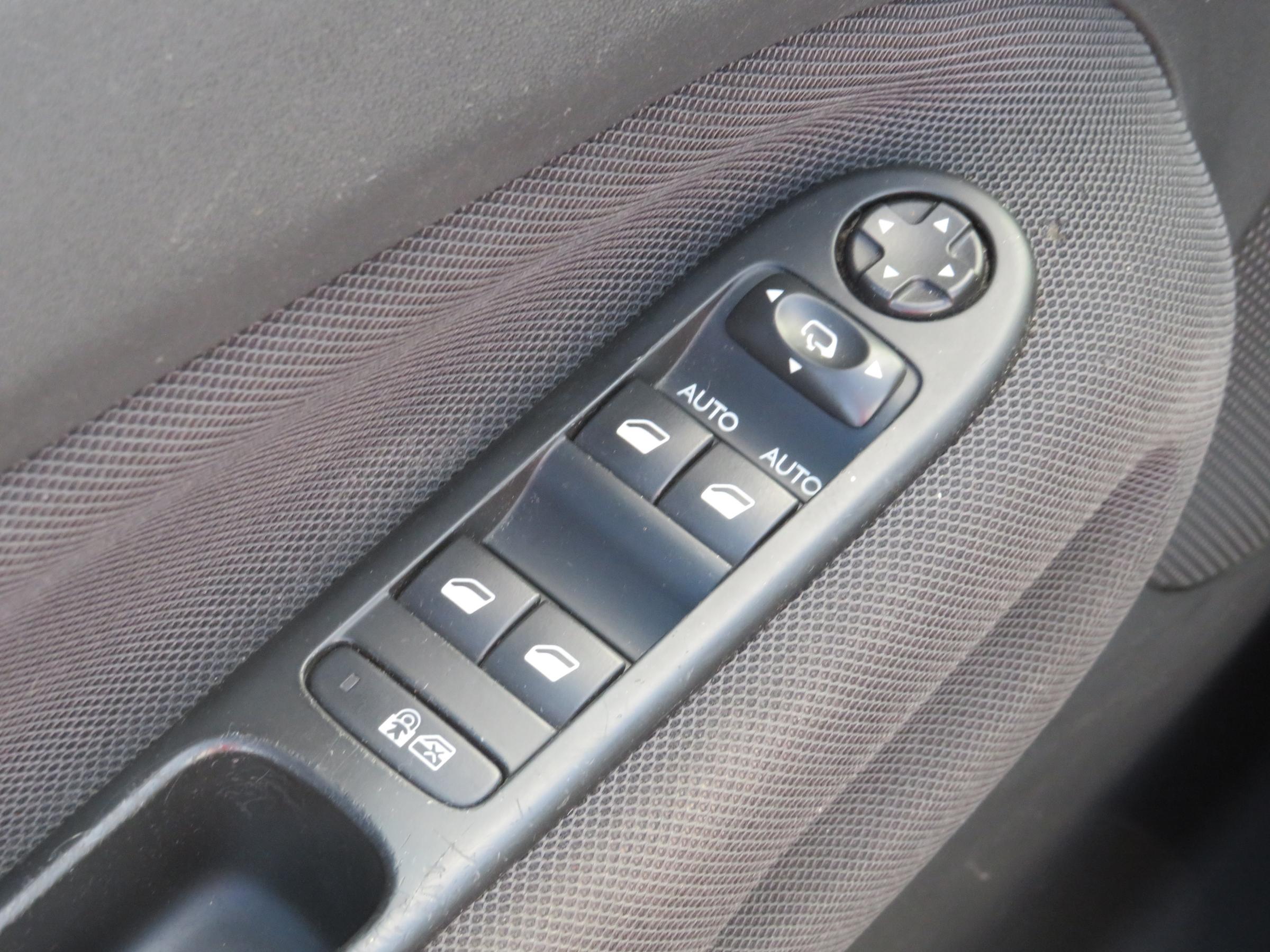 Citroën C3 Picasso, 2016 - pohled č. 12