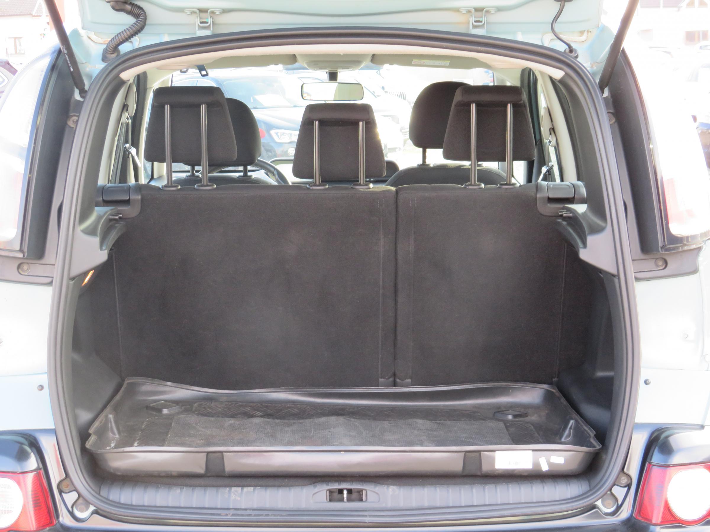 Citroën C3 Picasso, 2016 - pohled č. 7