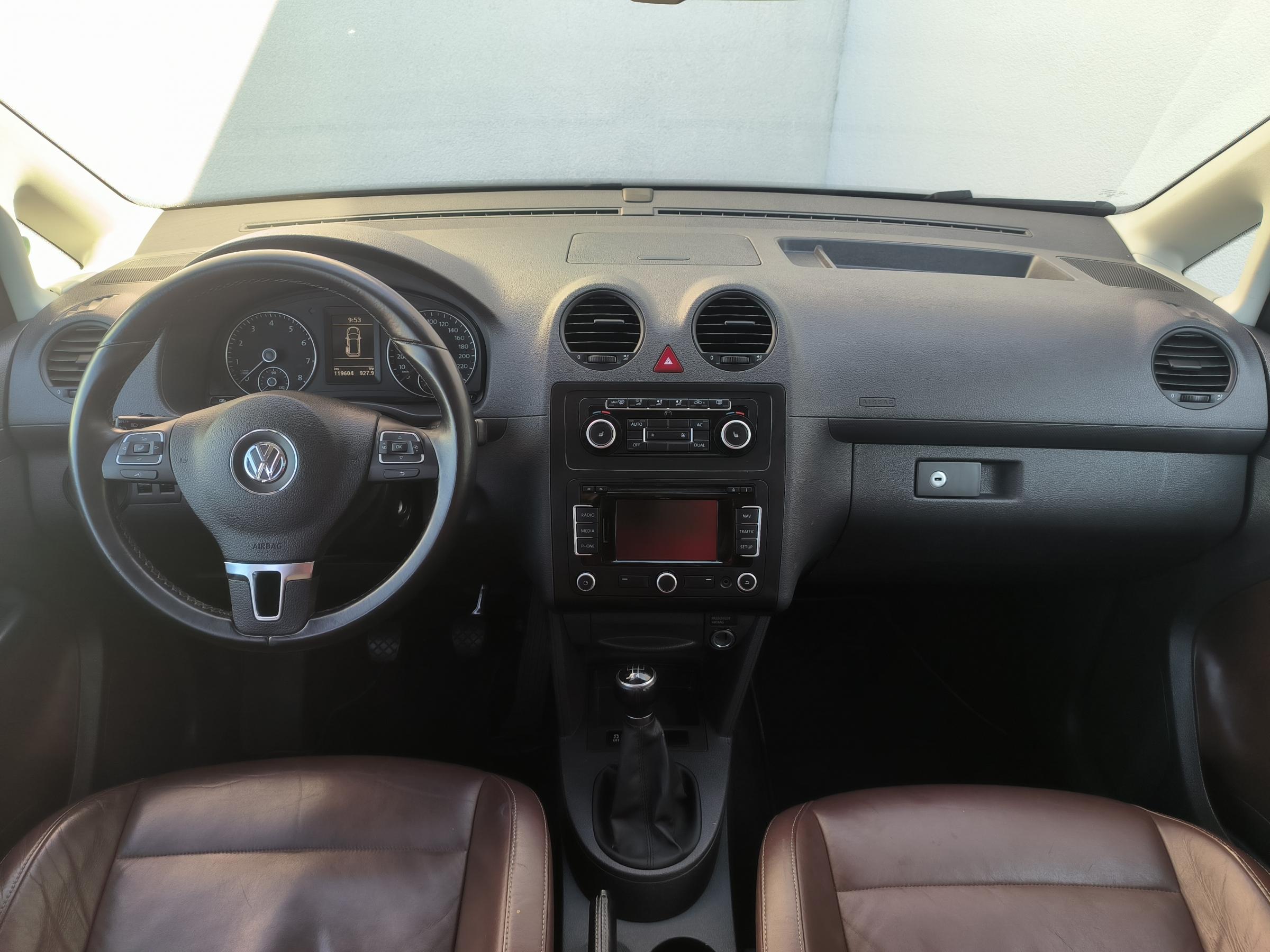 Volkswagen Caddy, 2011 - pohled č. 8