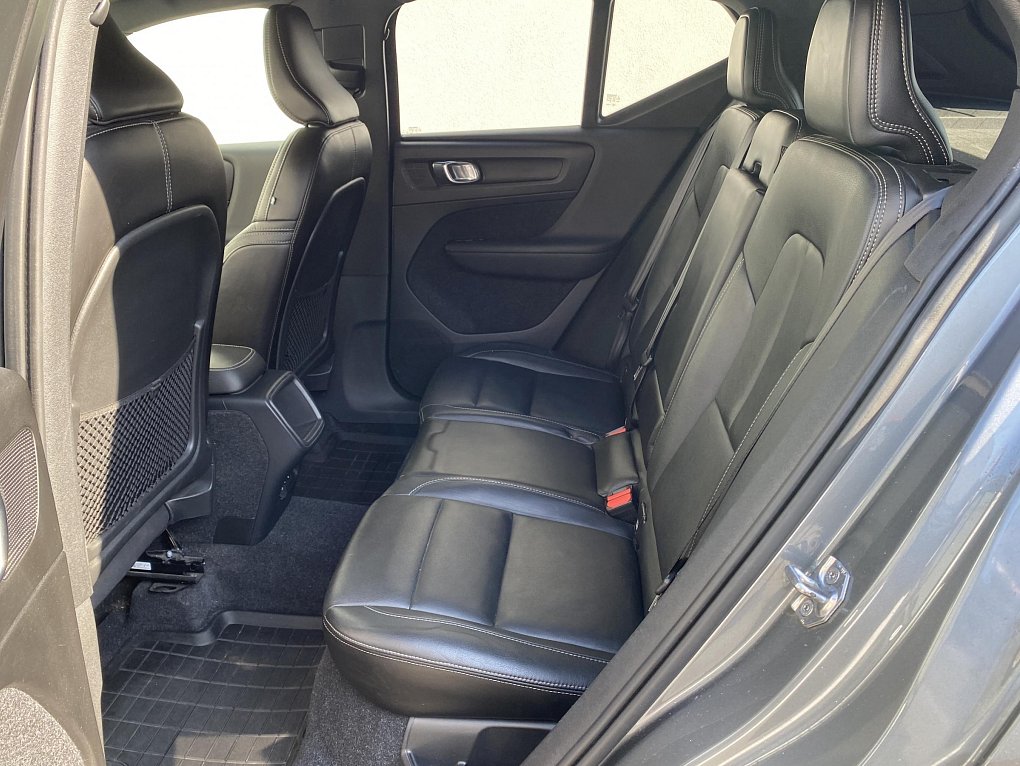 Volvo XC40 2.0T5 R-design AWD